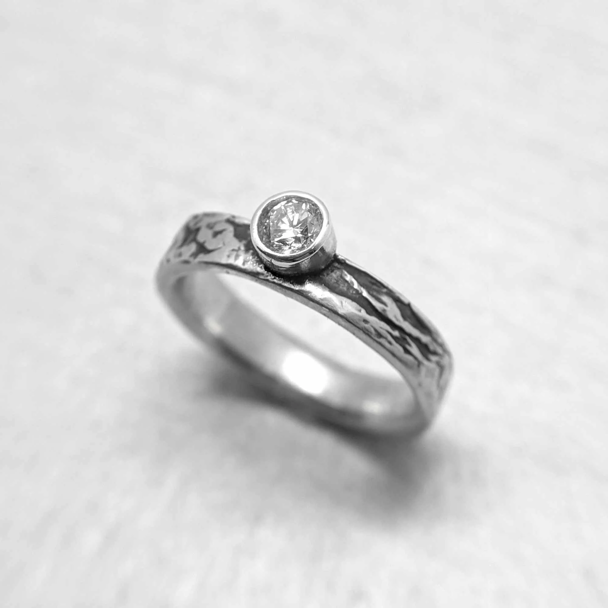 Audrey_Diamond_ring2_.jpg
