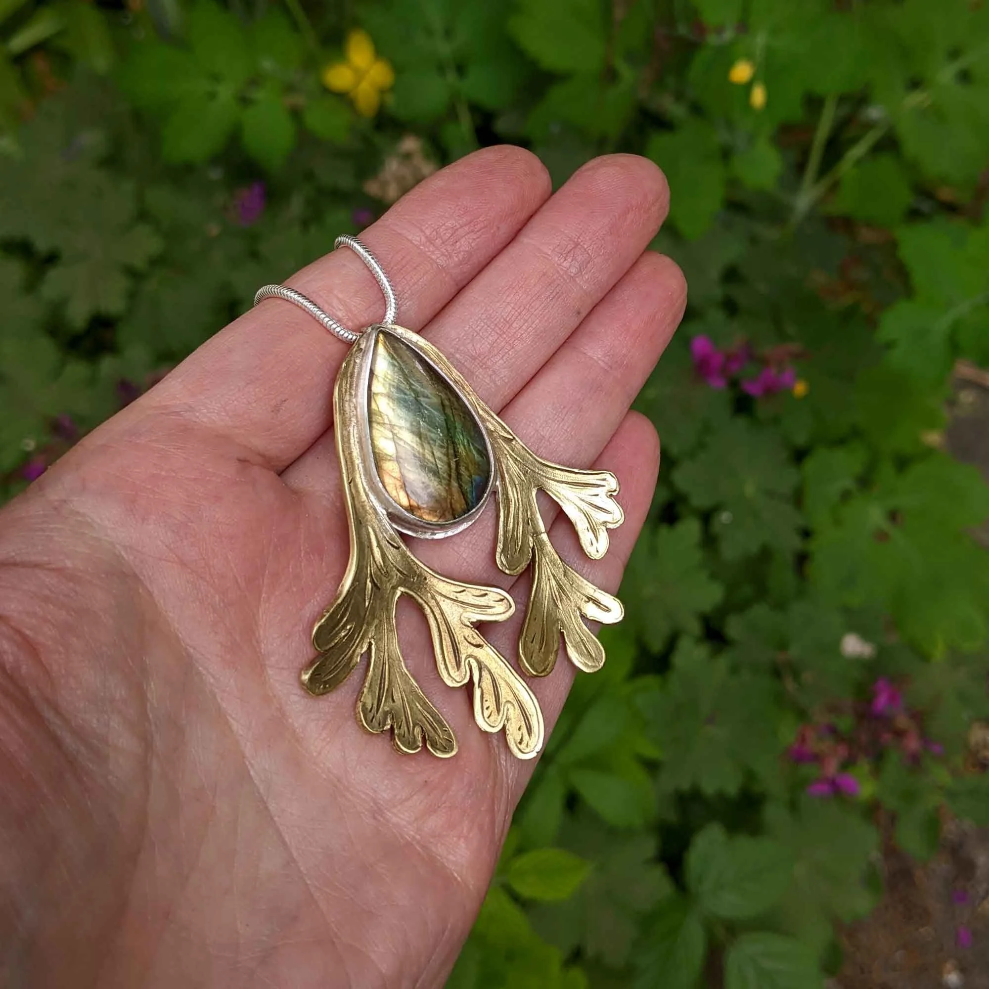 iridescent_Botanical_Pend_Labradorite_hand_.jpg