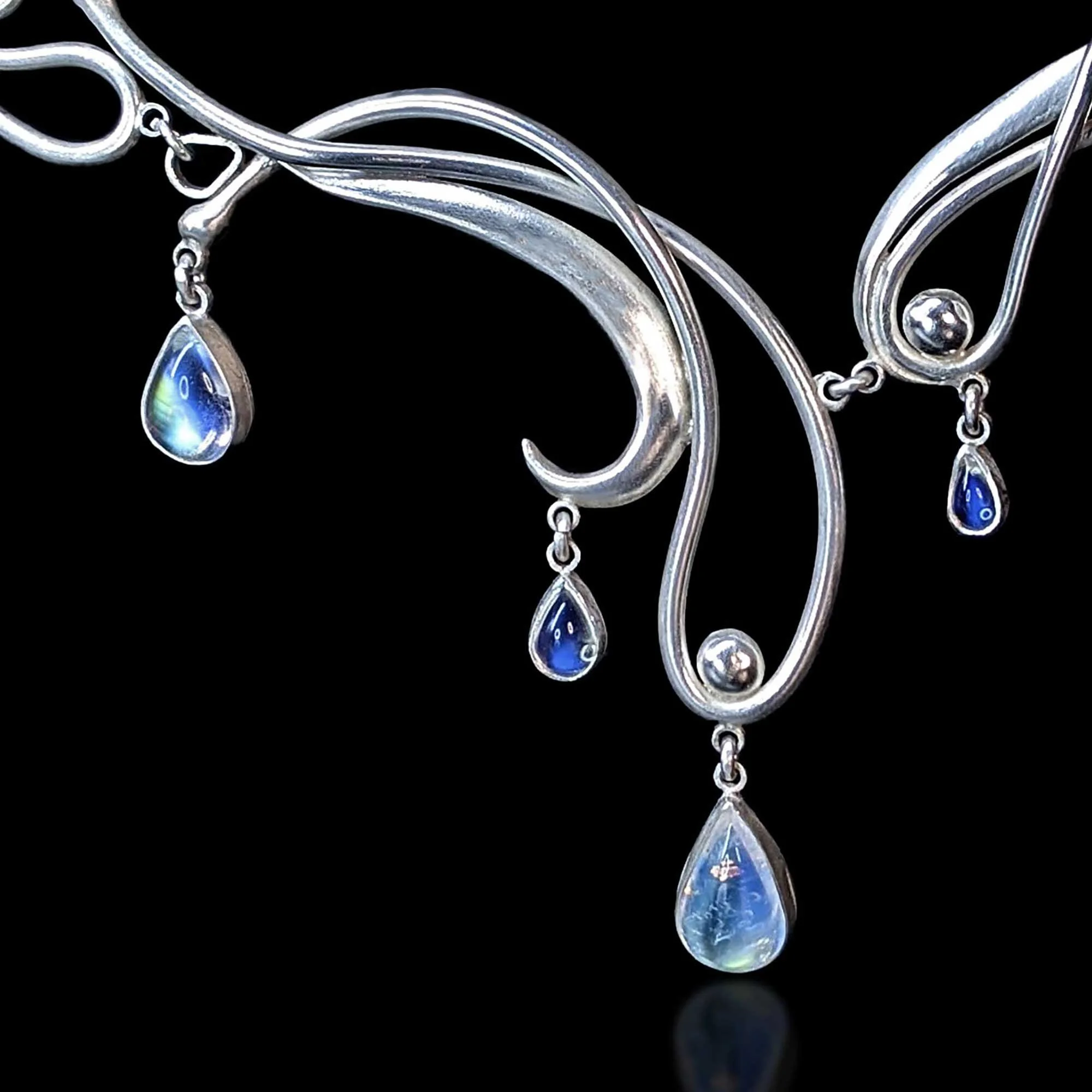 Water_holds_Memory_Necklace_c_.jpg
