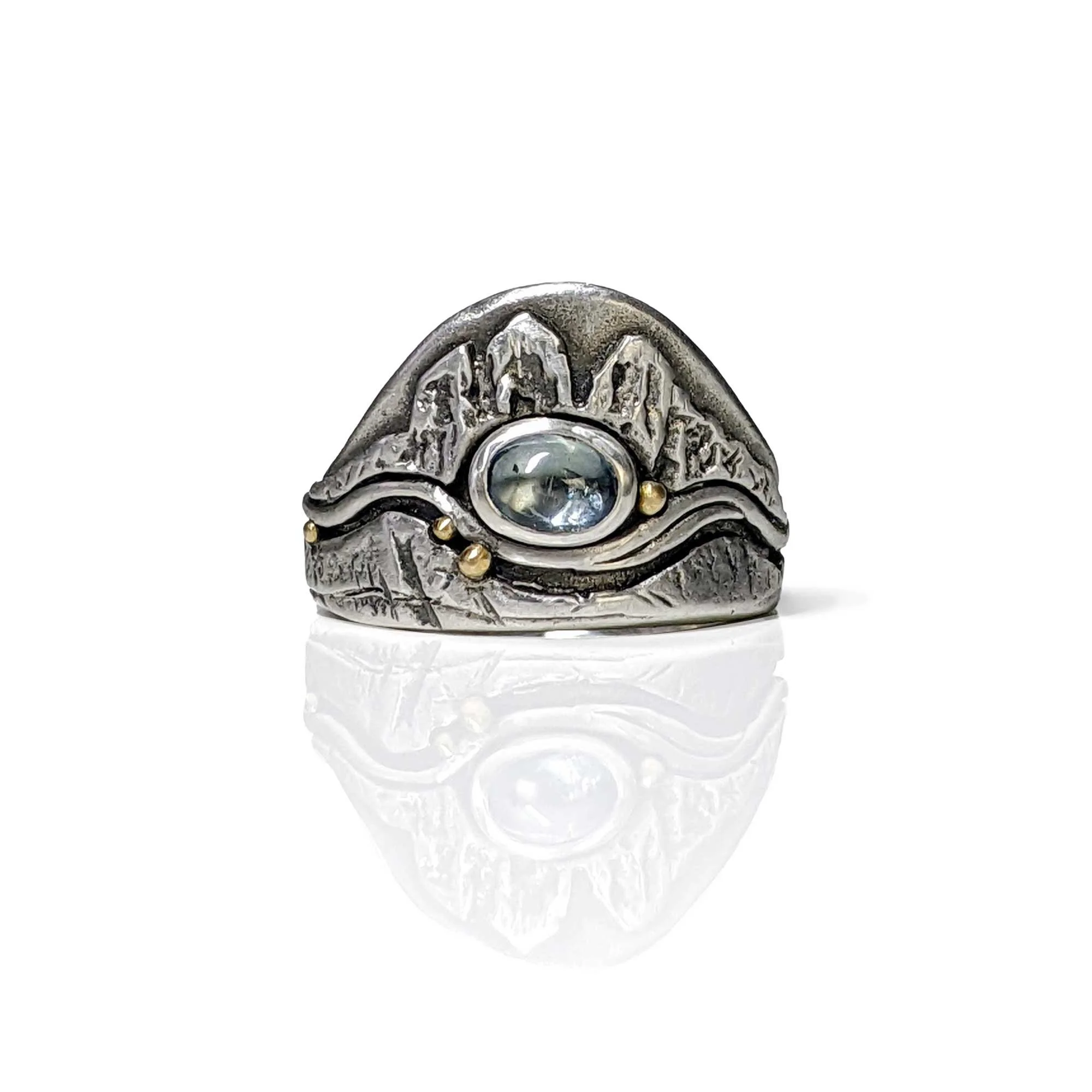 Dolomites_Sapphire_Ring_white_.jpg