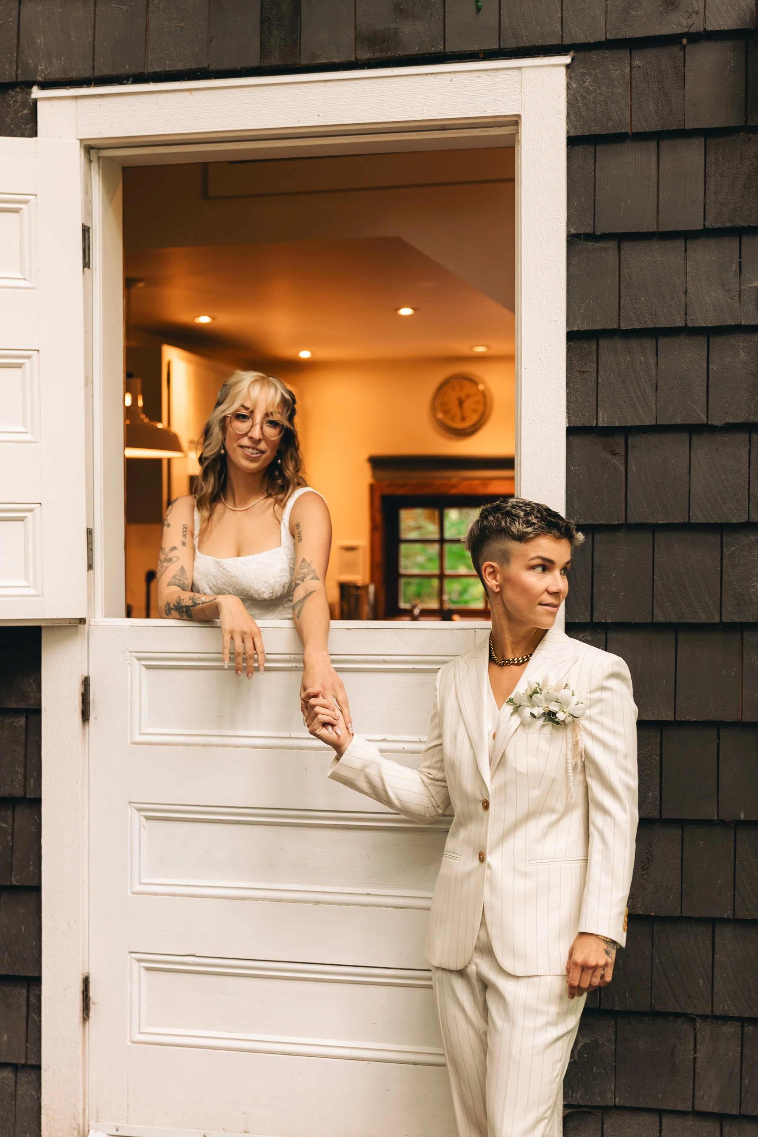 Squamish-lgbtqia2s+-lesbian-Wedding-editorial-photography275.jpg
