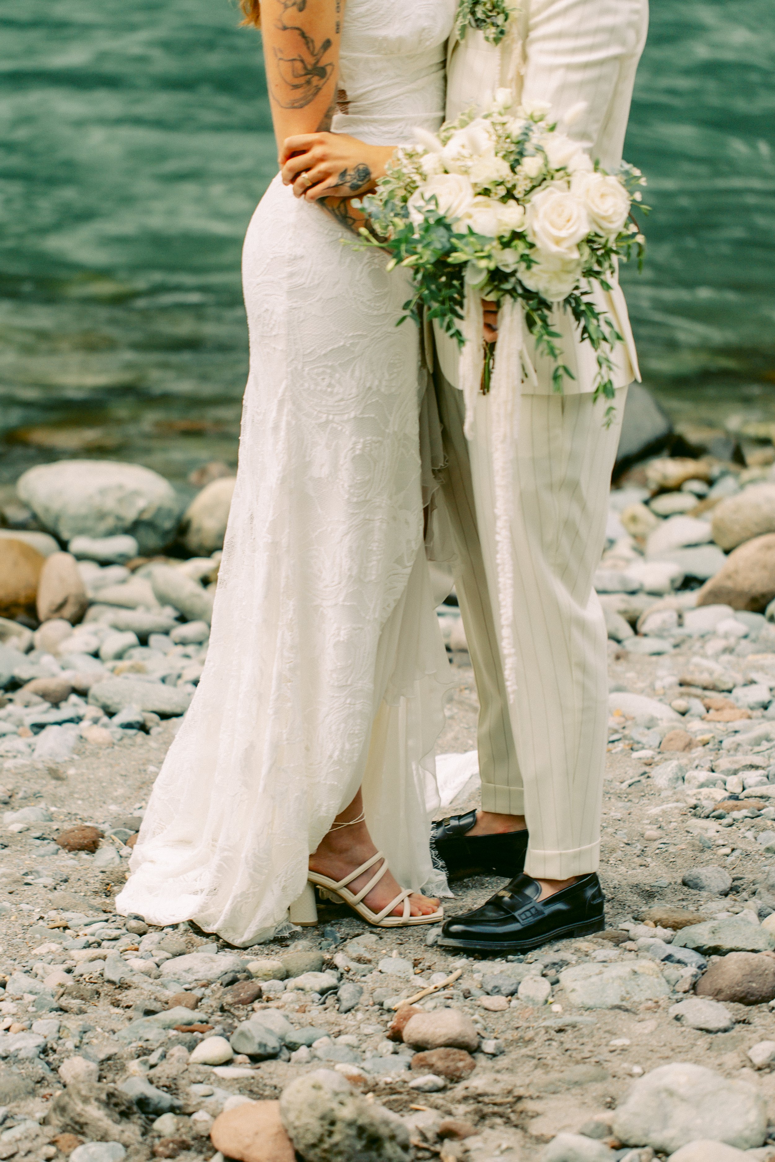 Squamish-lgbtqia2s+-lesbian-Wedding-editorial-photography410.jpg