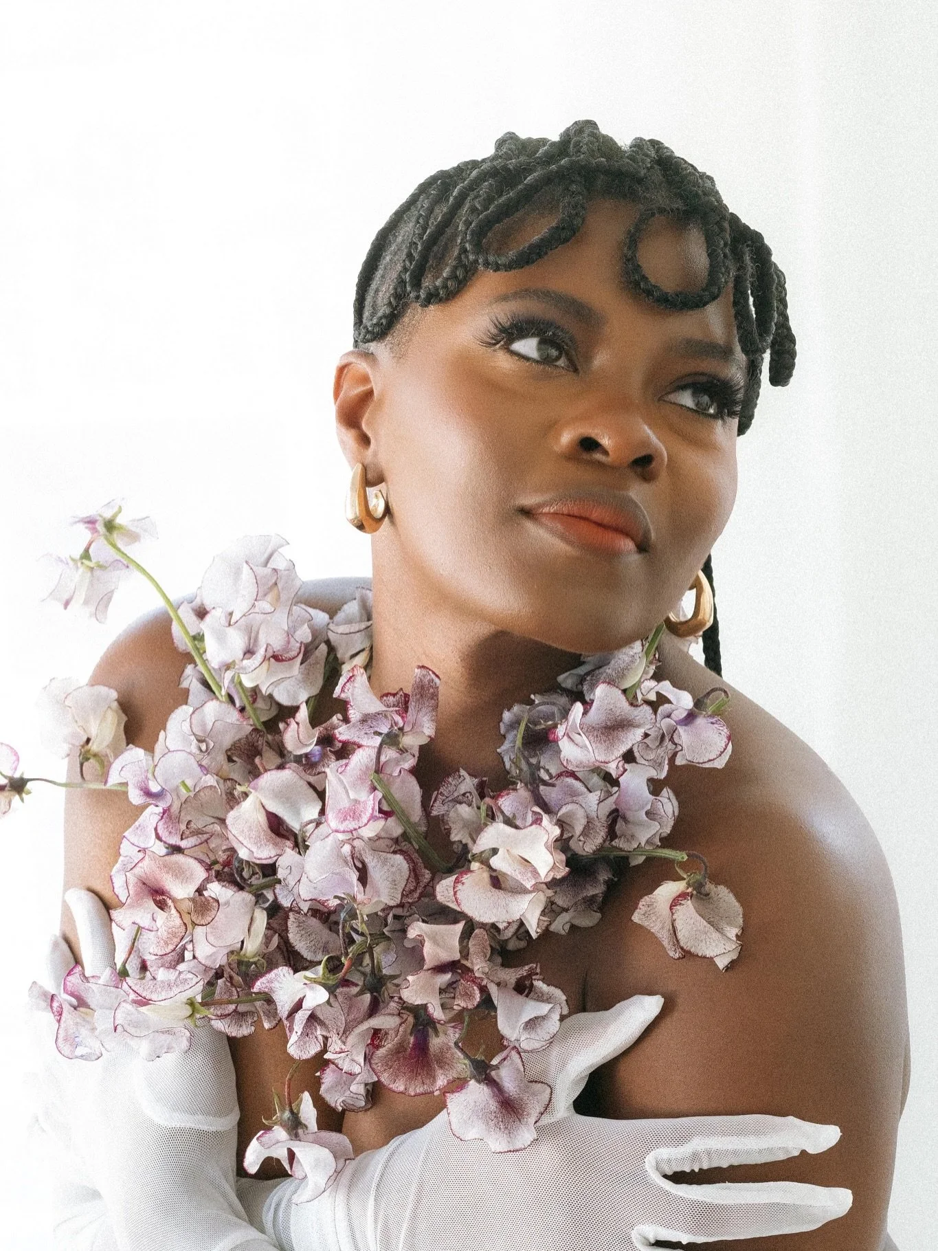 This session was purely creative. Only meant to feed my soul. 

It started with one image by Elizabeth Messina that completely stopped me in my tracks. The softness. The restraint. The emotion. It lit something up in me. (See last slide)

I knew imme