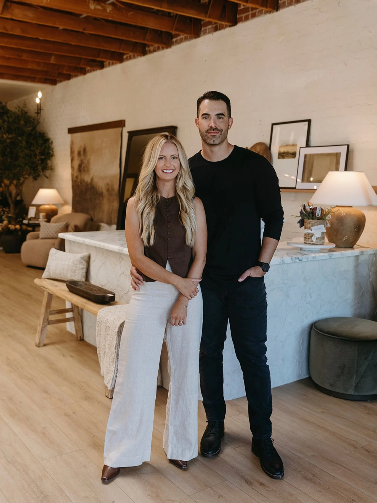 Celebrating 2 Years of @shoppesanctuaire 🎉

Two years ago, we opened our doors with a dream&hellip;to create a space filled with thoughtfully curated home treasures and timeless design inspiration. Today, that dream continues to grow, all thanks to 