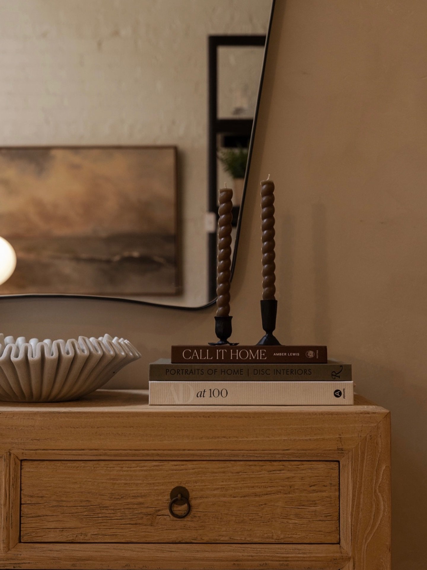 Natural elm meets classic iron. A beautiful balance of warmth and structure. 

Our iron mantle mirror paired with our reclaimed wood console is perfect for any entry.

Open 9-4 | Come Shoppe with us 🤍