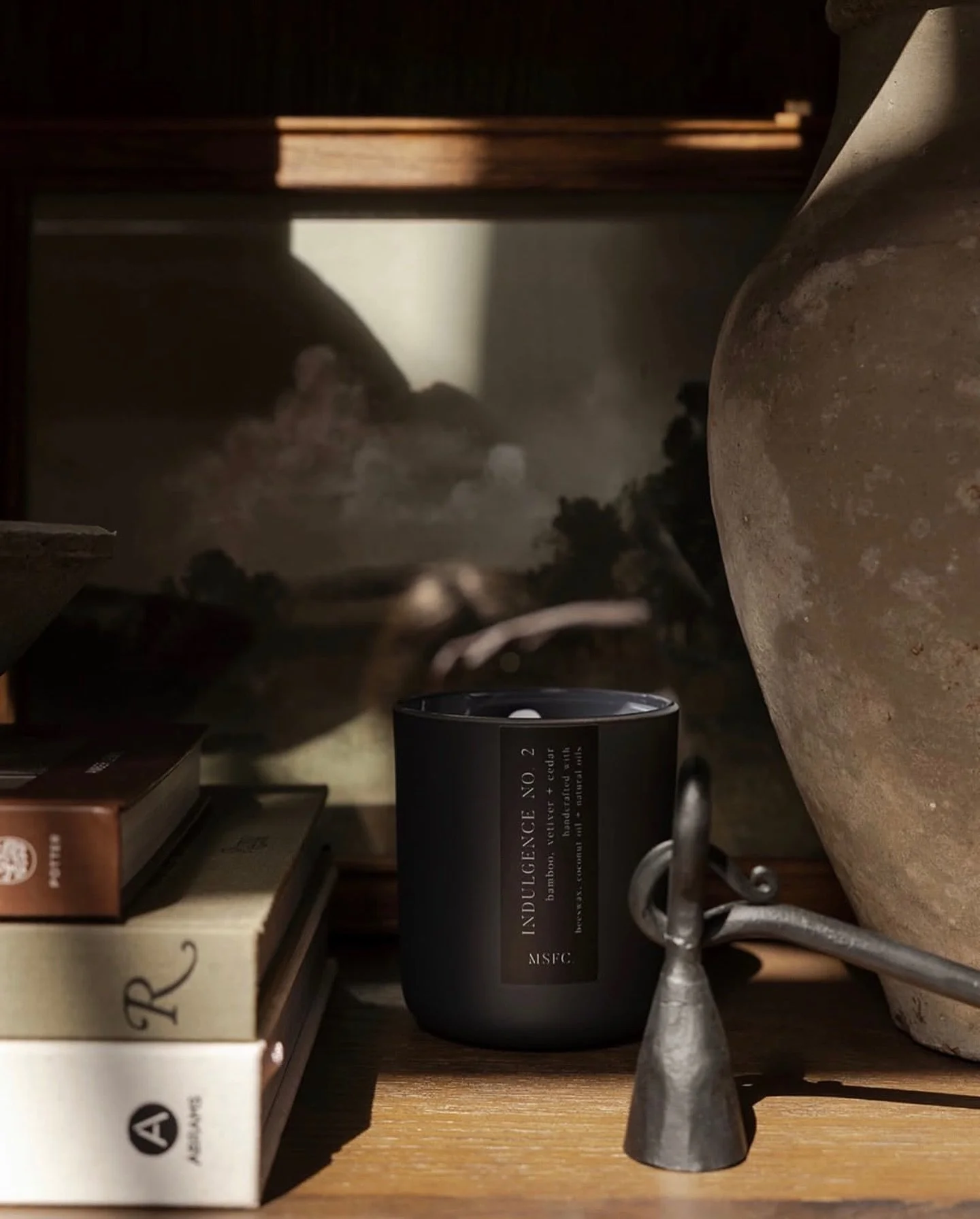 Bamboo, Vetiver &amp; Cedar&hellip;our signature scent has returned.

Both in candle + diffuser.

Open 9&ndash;4. Come shoppe with us 🤍