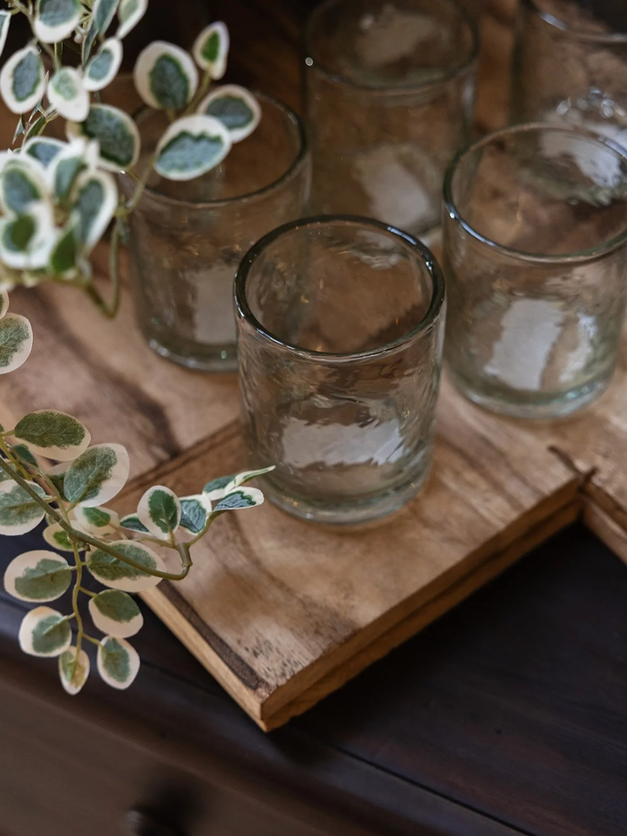 Summer hosting starts with the details. Our Monte glasses bring effortless charm to every table.

Open 9-4 | Come Shoppe with us 🤍
