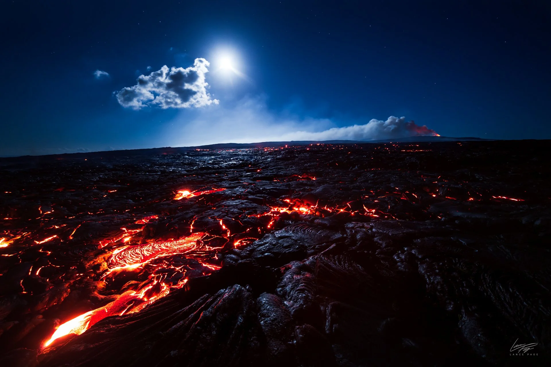 Night-Puuoo-MoonlitLavaFields3.jpg