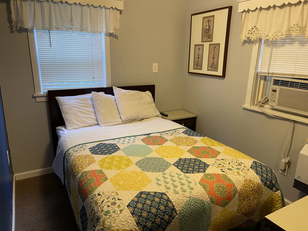 More Images Two Bedroom Efficiency — The Seven Dwarfs