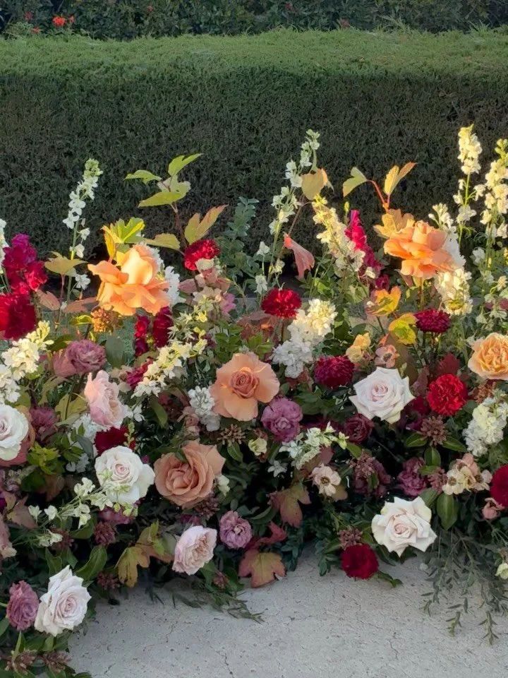 This was my last wedding in 2025 back in November. Such a bittersweet moment knowing our little family is growing. I&rsquo;m on labor watch now, anxiously waiting for baby&rsquo;s arrival. 🥹 

planner: @amritaevents 
venue: @laventainn_pv 
florist: 