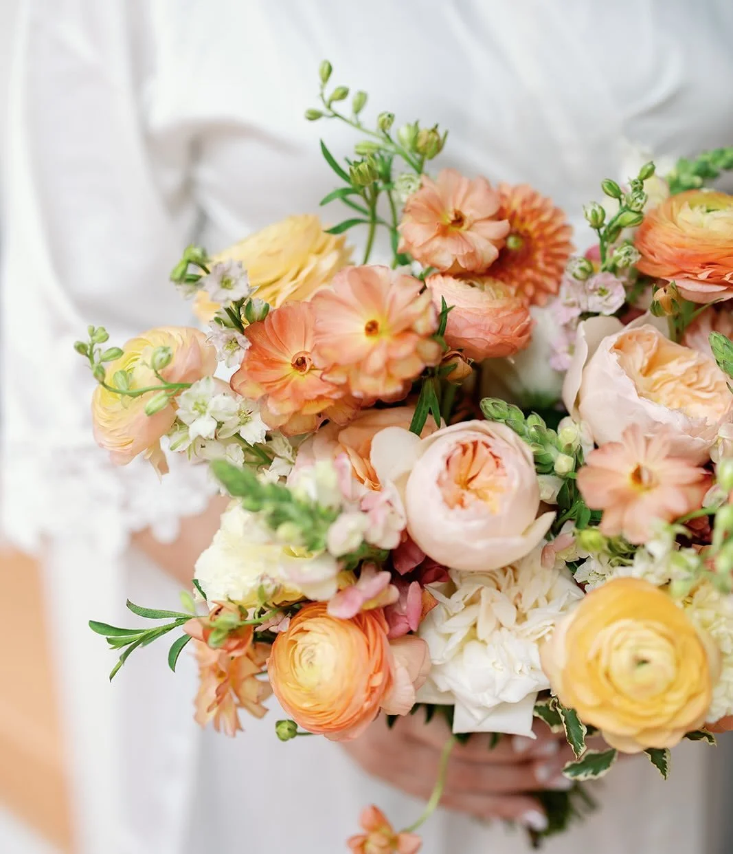 the bride &amp; bridesmaids 
🍋&zwj;🟩

planner &amp; design: @positively_charming_weddings 
venue: @rancholaslomas 
florist: @brookebloom.co 
photo &amp; video: @nicoleandphoto 
dj: @bouquetsound 
officiant: @greatofficiants 
cake: @simplysweetcaker