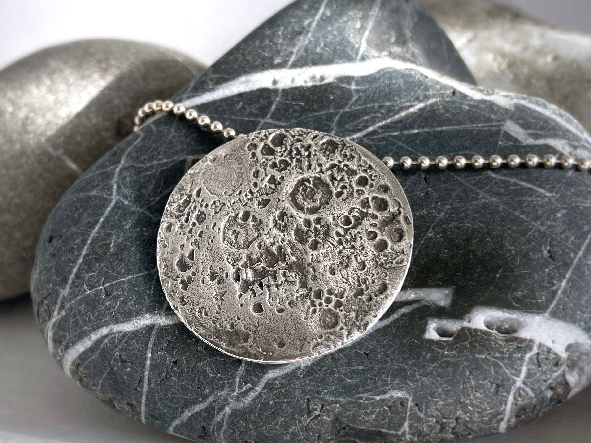 https://i.etsystatic.com/15723558/r/il/eddfba/4261676383/il_fullxfull.4261676383_6nh0.jpg