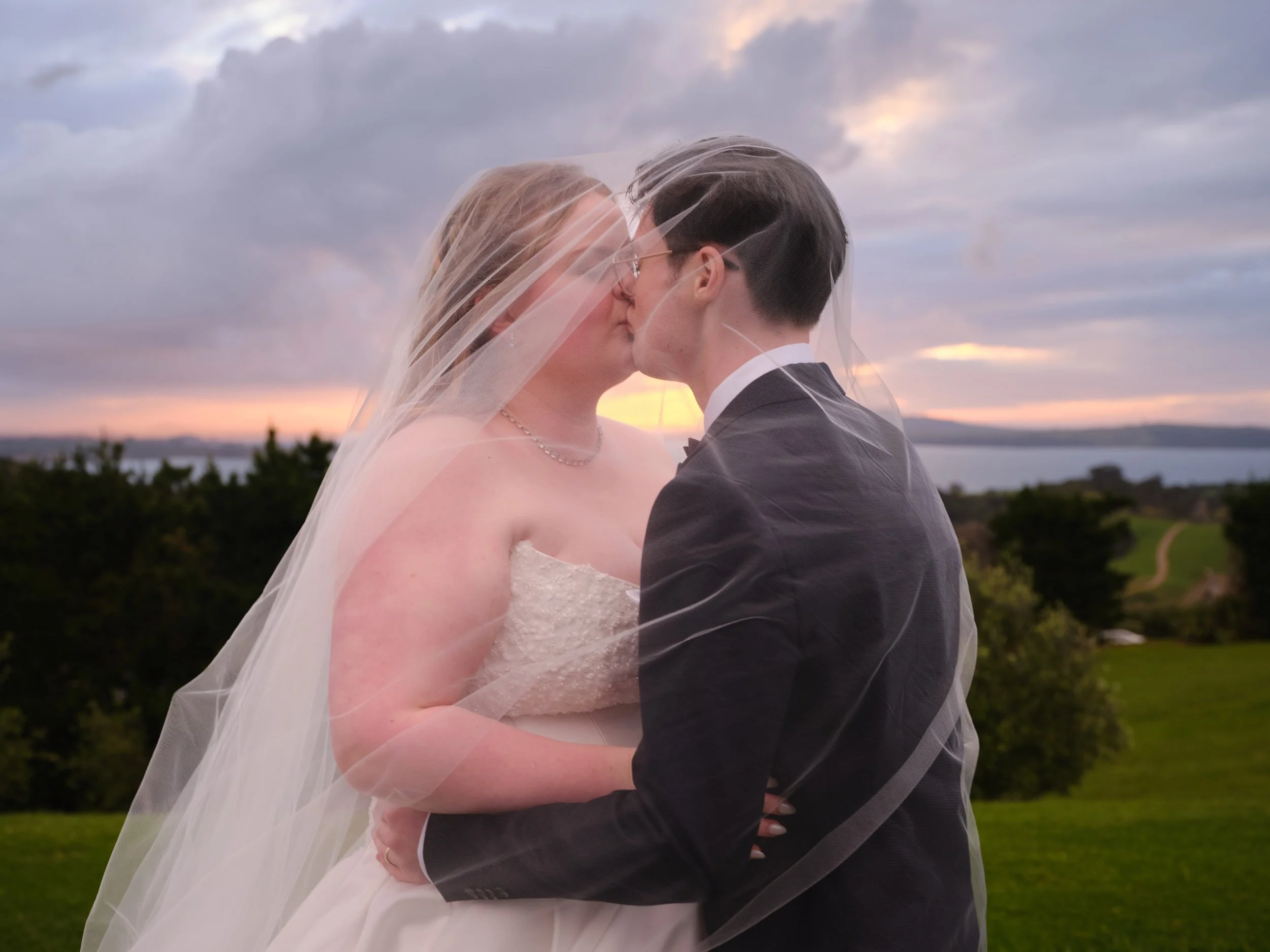 DSCF7707 Holly & Lachlan 2025 09 27 HR.jpg