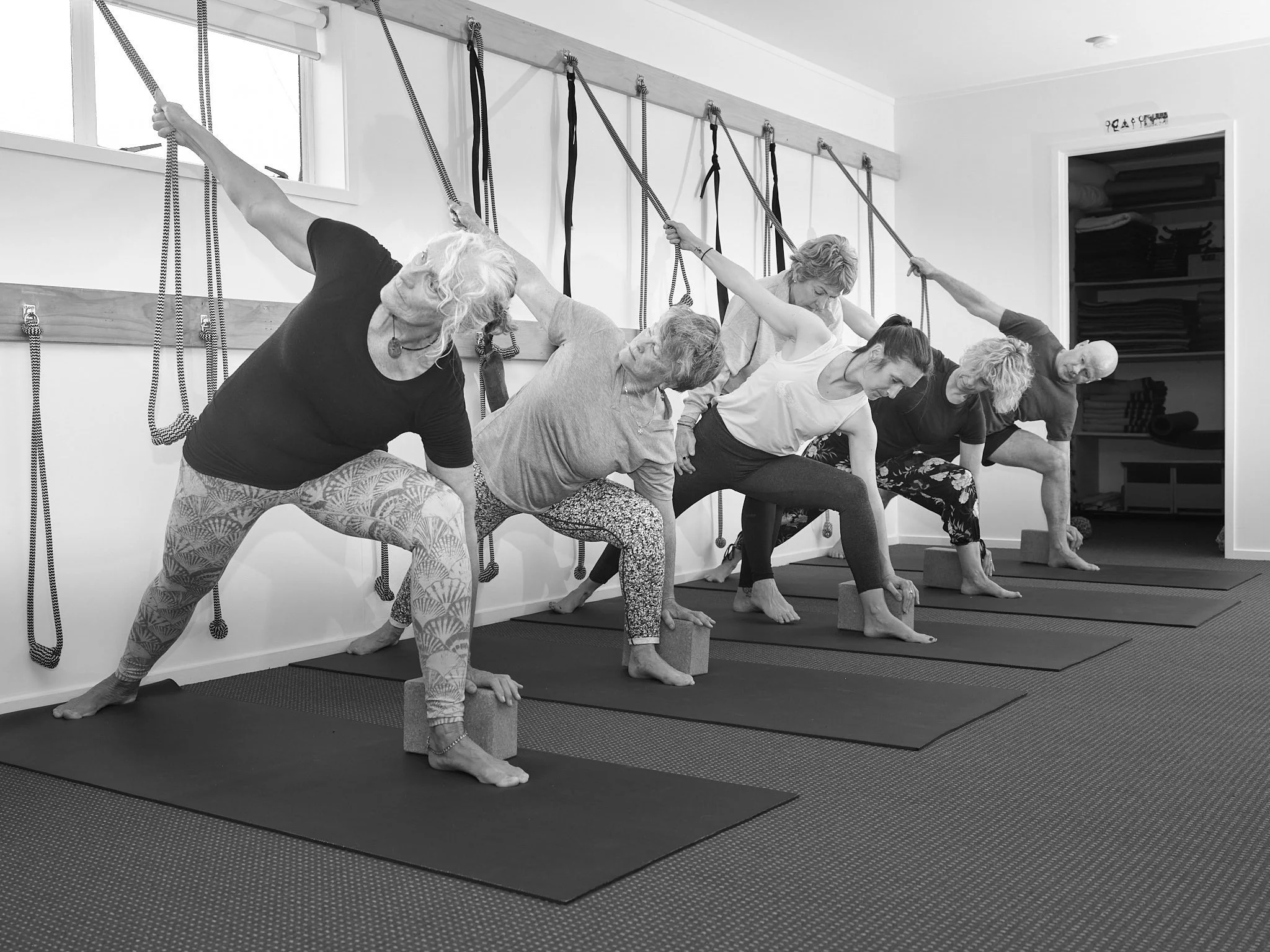 DSCF7163 Kim Yoga Studio 2025 09WEB b&w.jpg