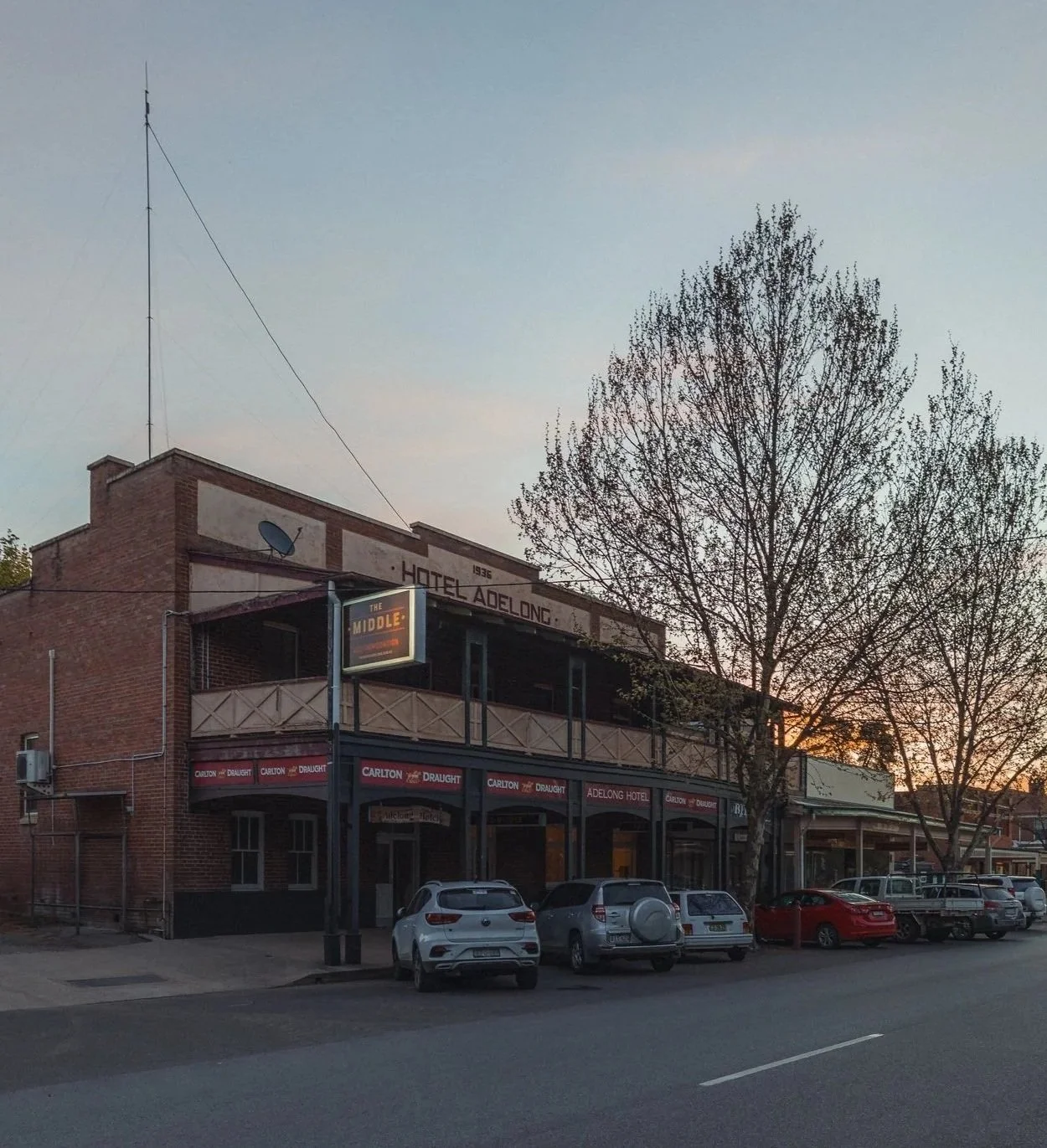 The Middle Hotel Adelong