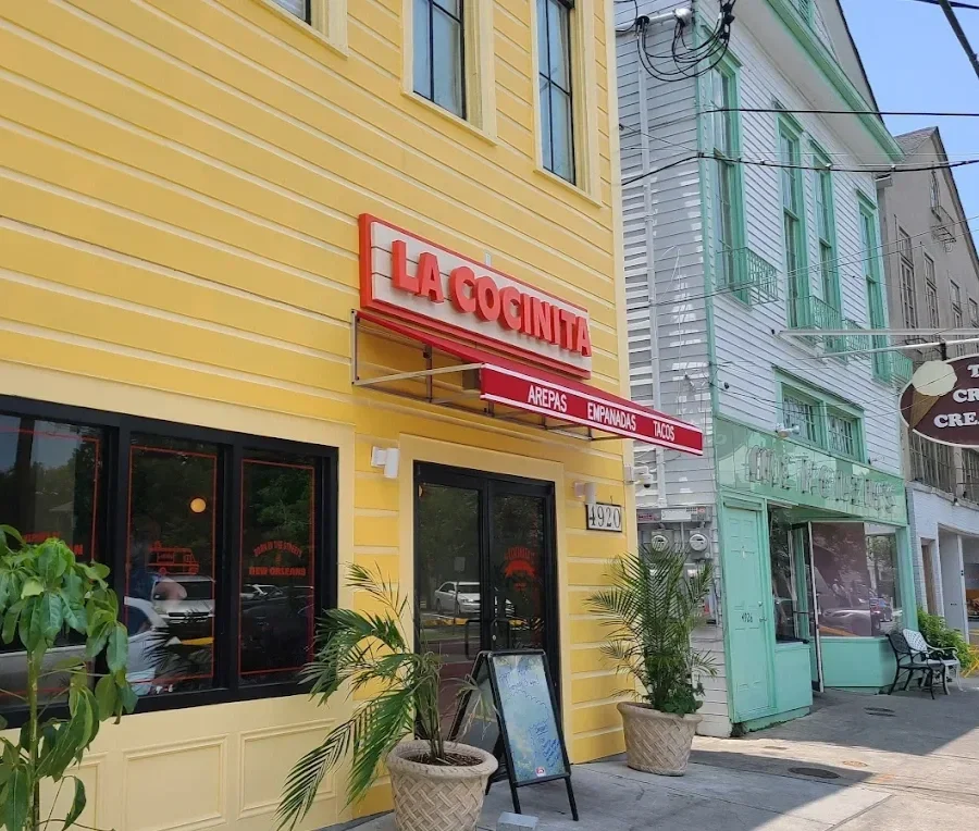 COCINITA_FRONTAGE_DAY.webp