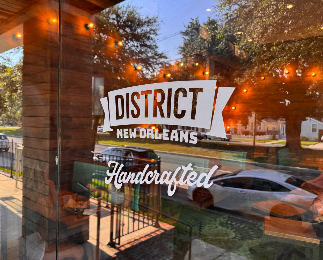 OPASIGNS_DISTRICT_VINYL.png