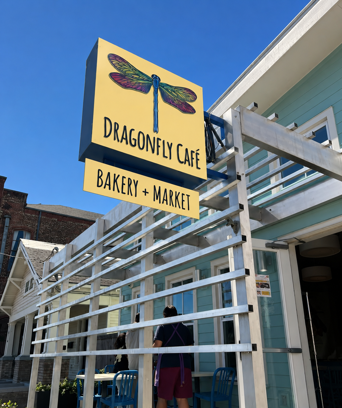 OPA_DRAGONFLYCAFE.png