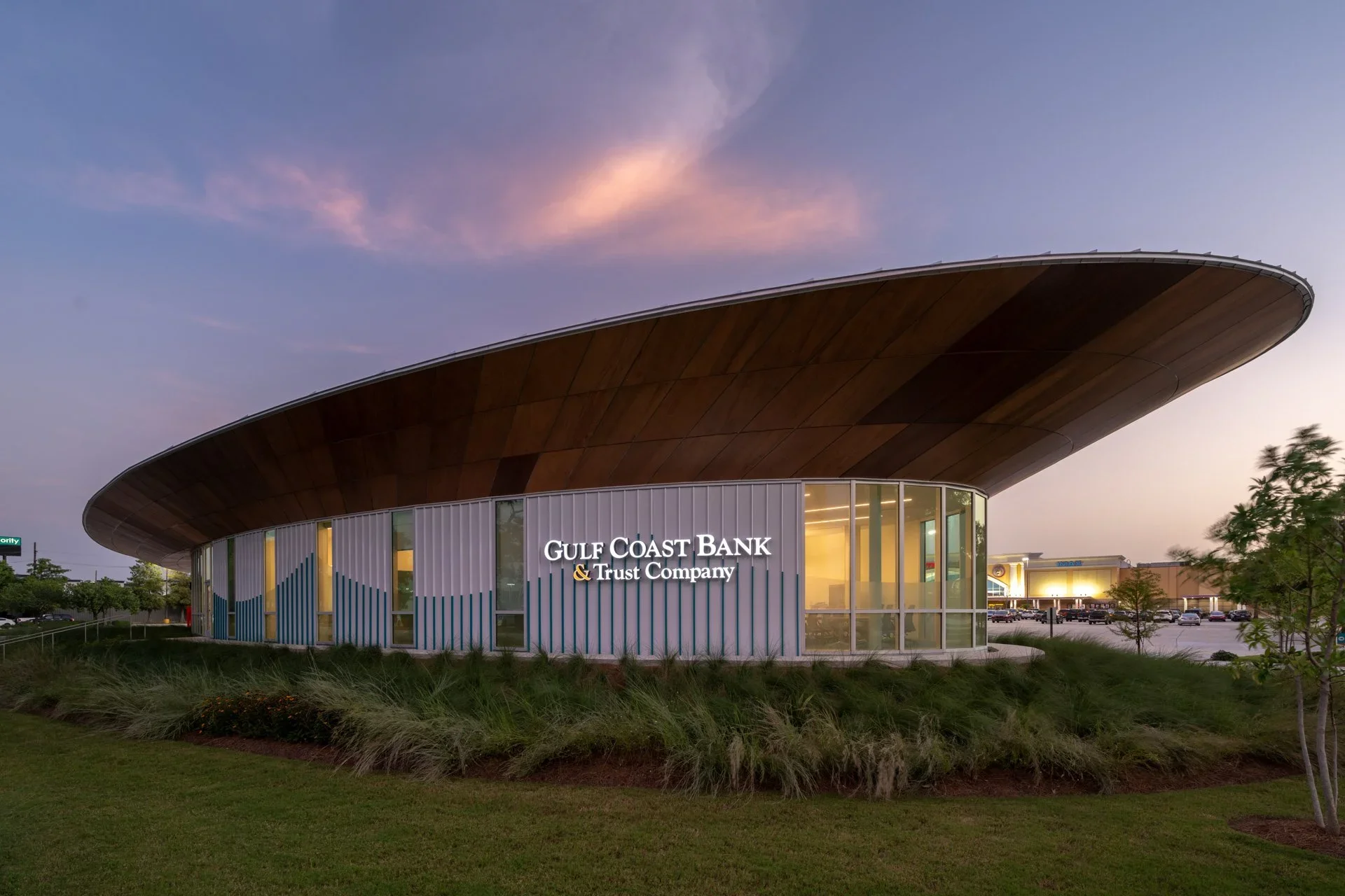 Gulf Coast Bank branch with channel letter signage by OPA Signs & Graphics.