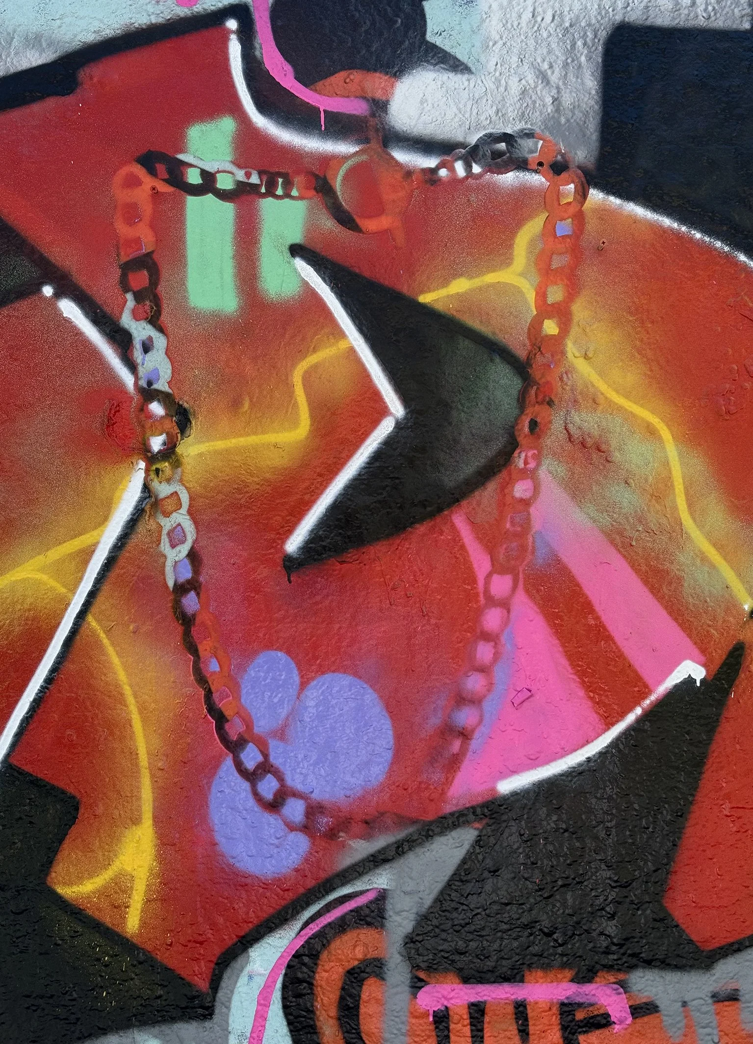 MIngxuan Ma graffiti chain3.jpg