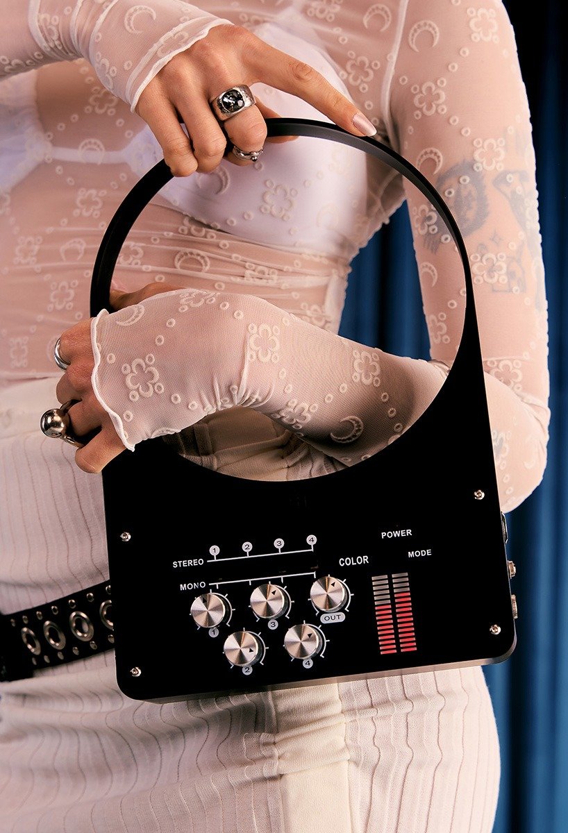 nik-bentel-studio-launches-wearable-sound-system-with-speaker-and-mixer-handbags-6-686c287d9fdfe.jpeg