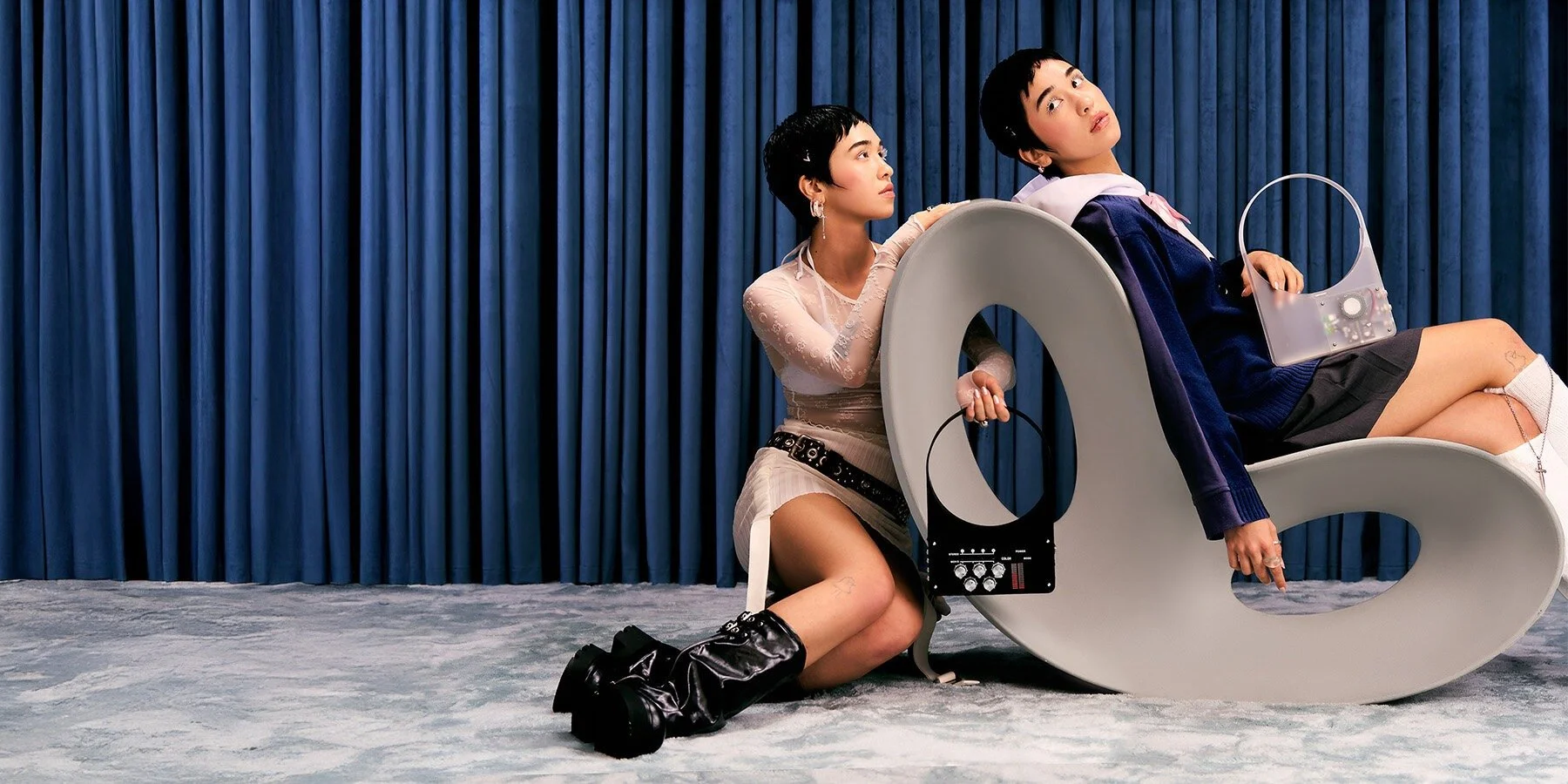 nik-bentel-studio-electronic-handbags-sound-devices-speaker-mixer-designboom-1800-3.jpeg