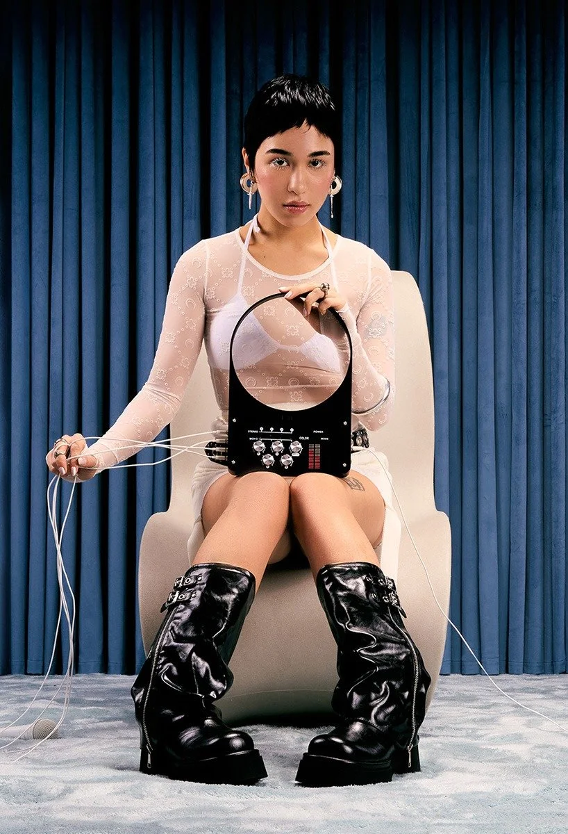 nik-bentel-studio-launches-wearable-sound-system-with-speaker-and-mixer-handbags-9-686c287d9feab.jpeg