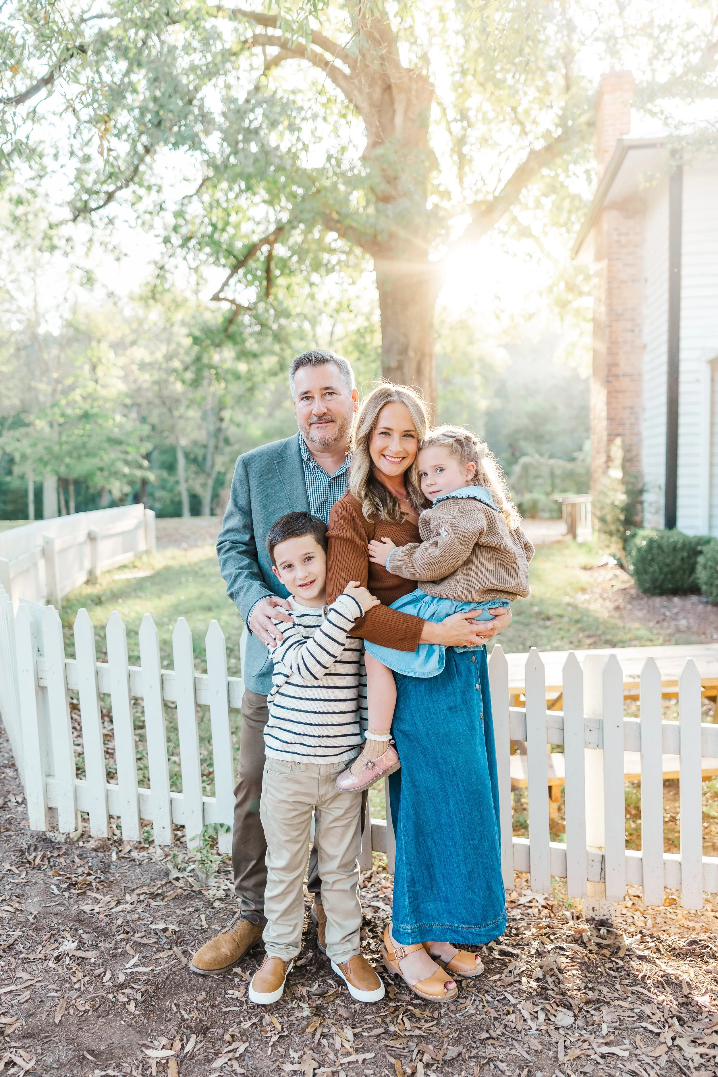 Sunny locations for family photography