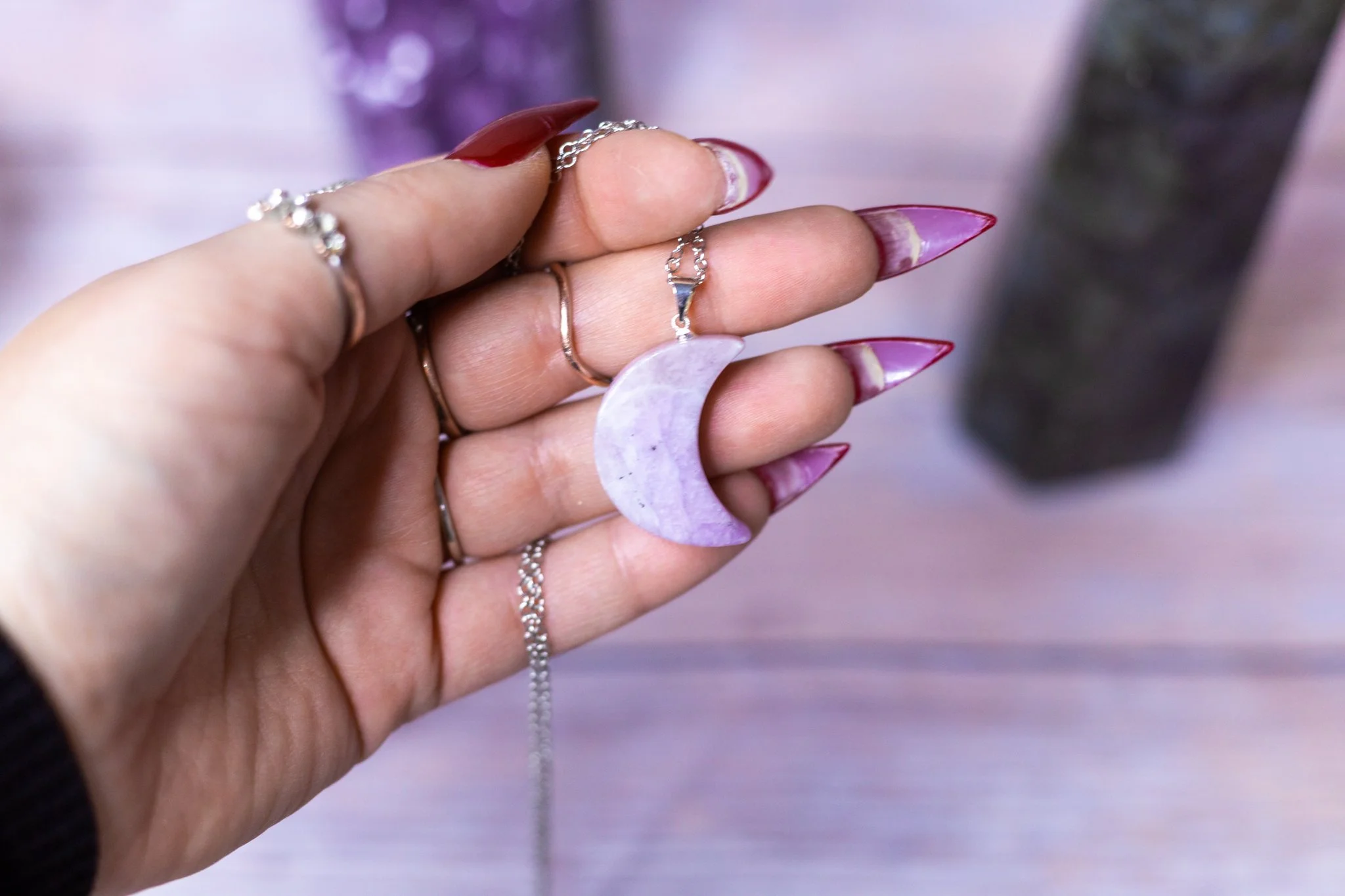 The Best Crystals for Depression: Healing Stones to Lift Your Spirits