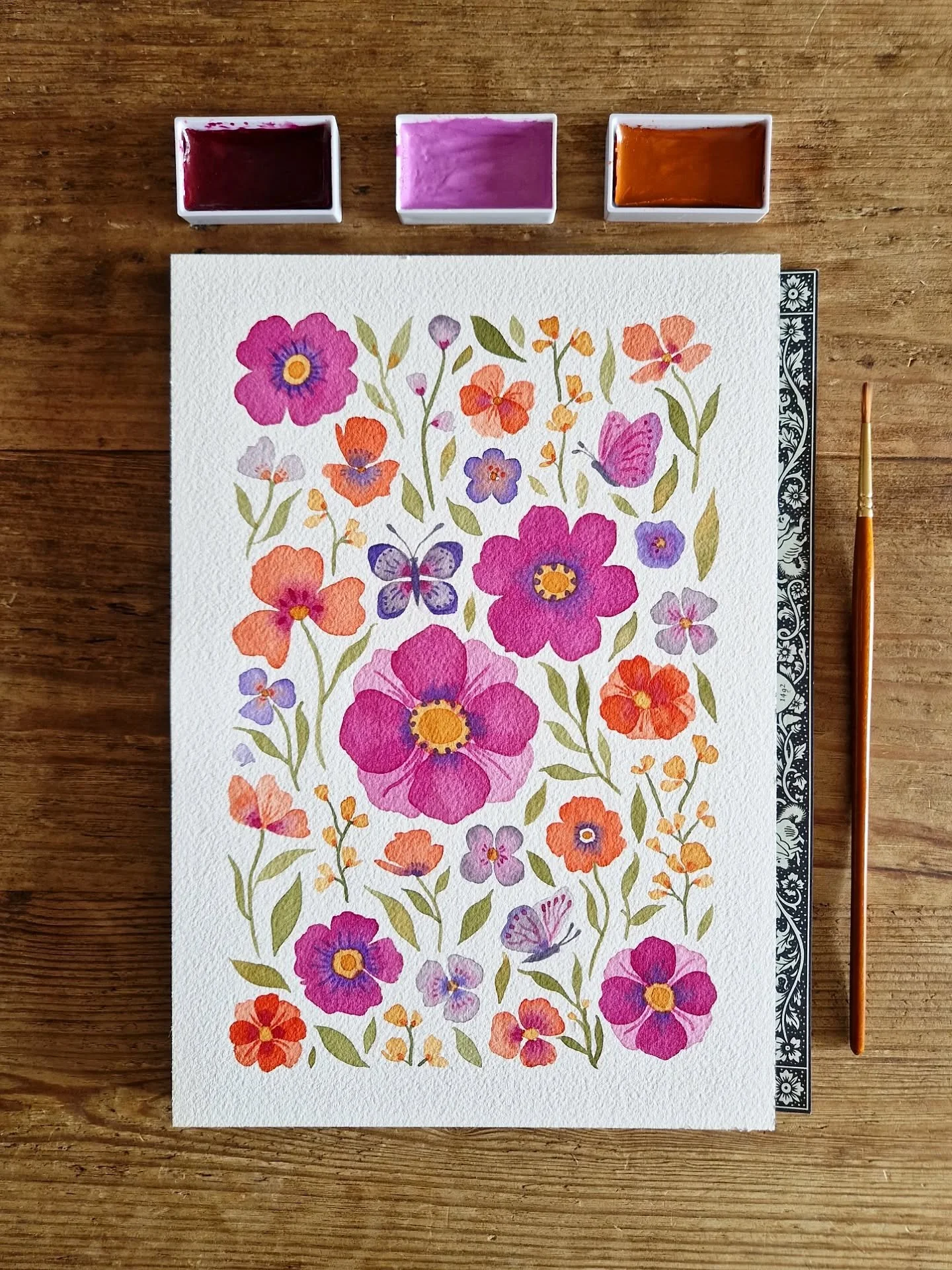Can you spot the 🦋s
.
.
#flowerart&nbsp;#floralillustration&nbsp;#floralart&nbsp;#floralwatercolor&nbsp;#floralwatercolour&nbsp;#watercolourpainting #surfacedesign #patterndesign #floralpattern #butterflies #archespaper