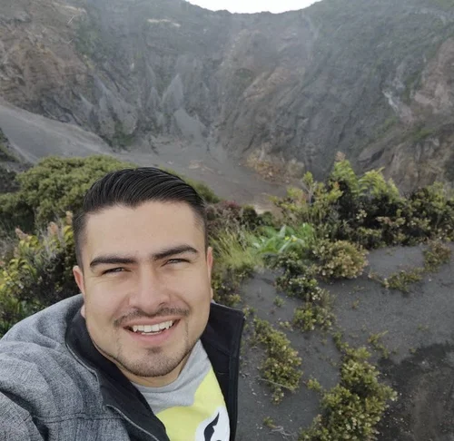 Portrait of Esteban Sánchez, RackNation Network Operations Center