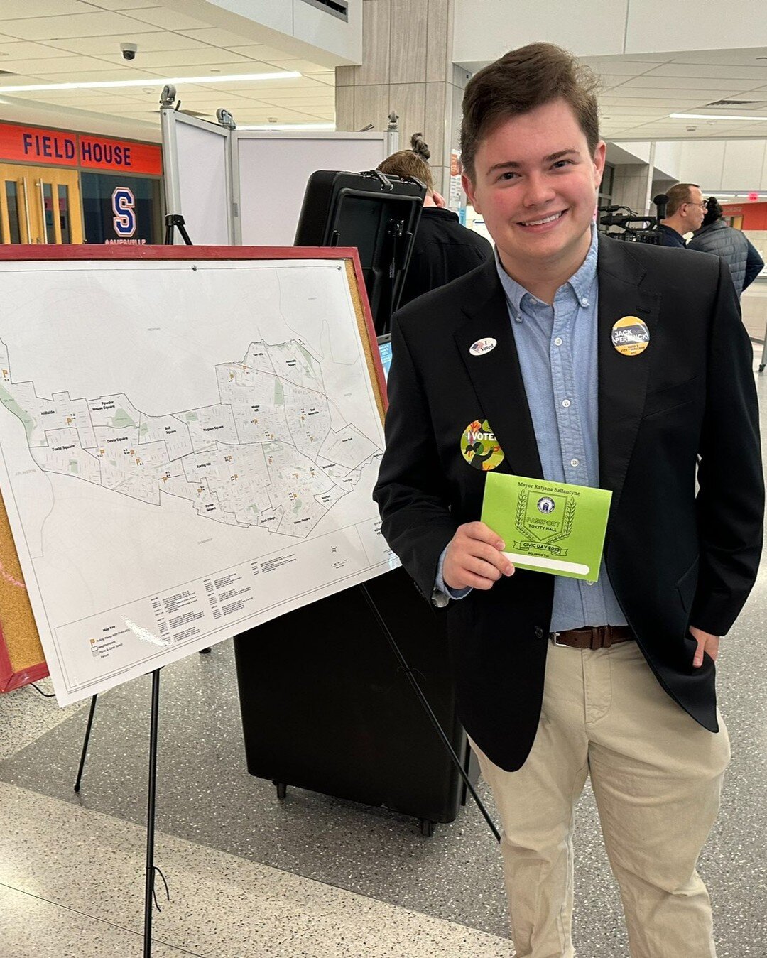 Great to attend 
@somervillecity&rsquo;s first official Civics Day, it will be a surprise to no one that I laud the city for any efforts to get our residents more engaged with the city and its staff. I also cast my participatory budget vote for these