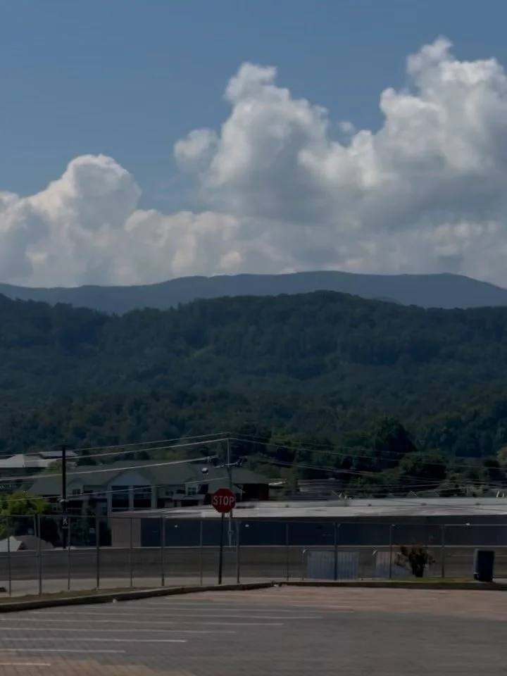 Behind the Scenes + Sneak peek at our location for GSMJI! Stop by Thursday-Saturday and check us and @jsalternators out!

#gsmji #greenvilleoffroad #gvloffroad #jsalternators #greenvillesc #mauldinsc #pigeonforge #gooffroad #4x4offroad #4x4jeep #jeep