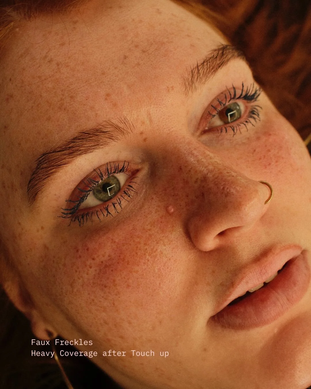 Heavy Coverage Freckles entwickeln sich in Phasen.

After Touch up -&gt; healed -&gt; After first Session -&gt; Before Ein vollst&auml;ndiger Prozess, der genau dort landet, wo wir hinm&ouml;chten: nat&uuml;rlich, subtil, tragbar.
 Direkt nach dem Te