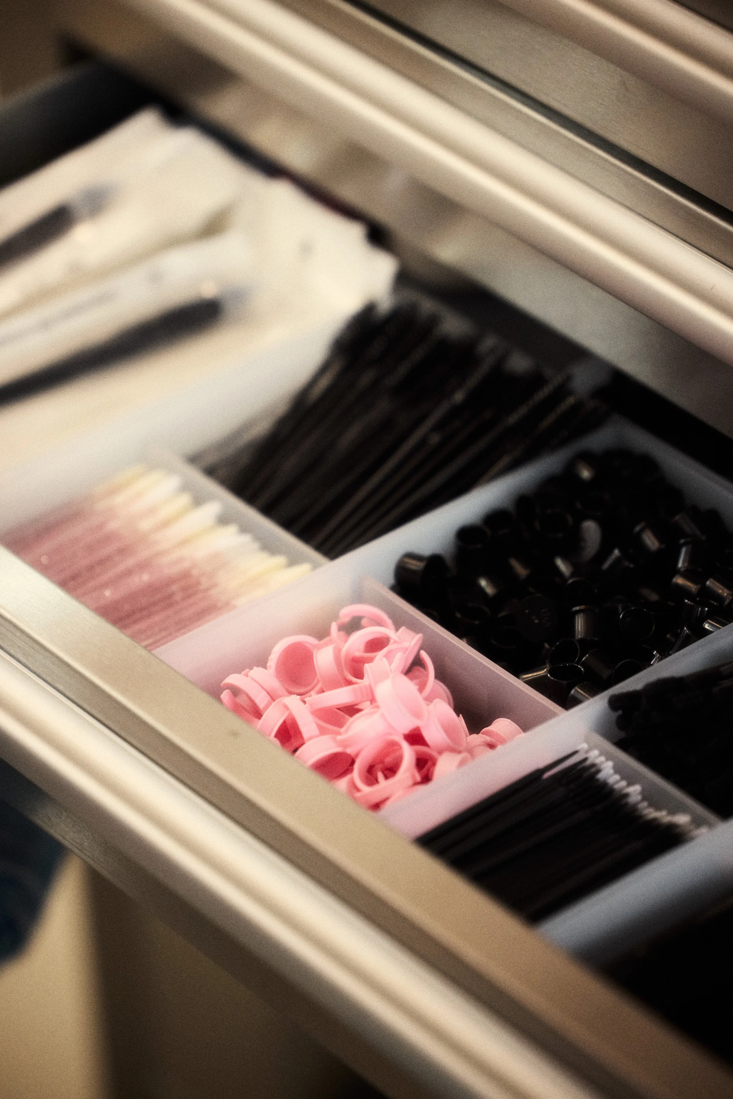 Wie sich Cosmetic Tattooing über die Zeit verändert – und warum das dazugehört