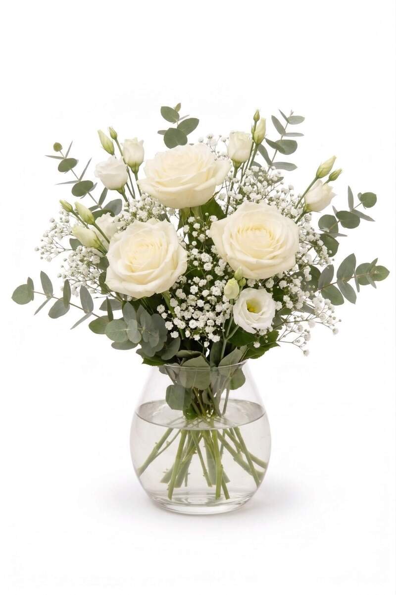 Elkegant vit bukett mellan.jpg