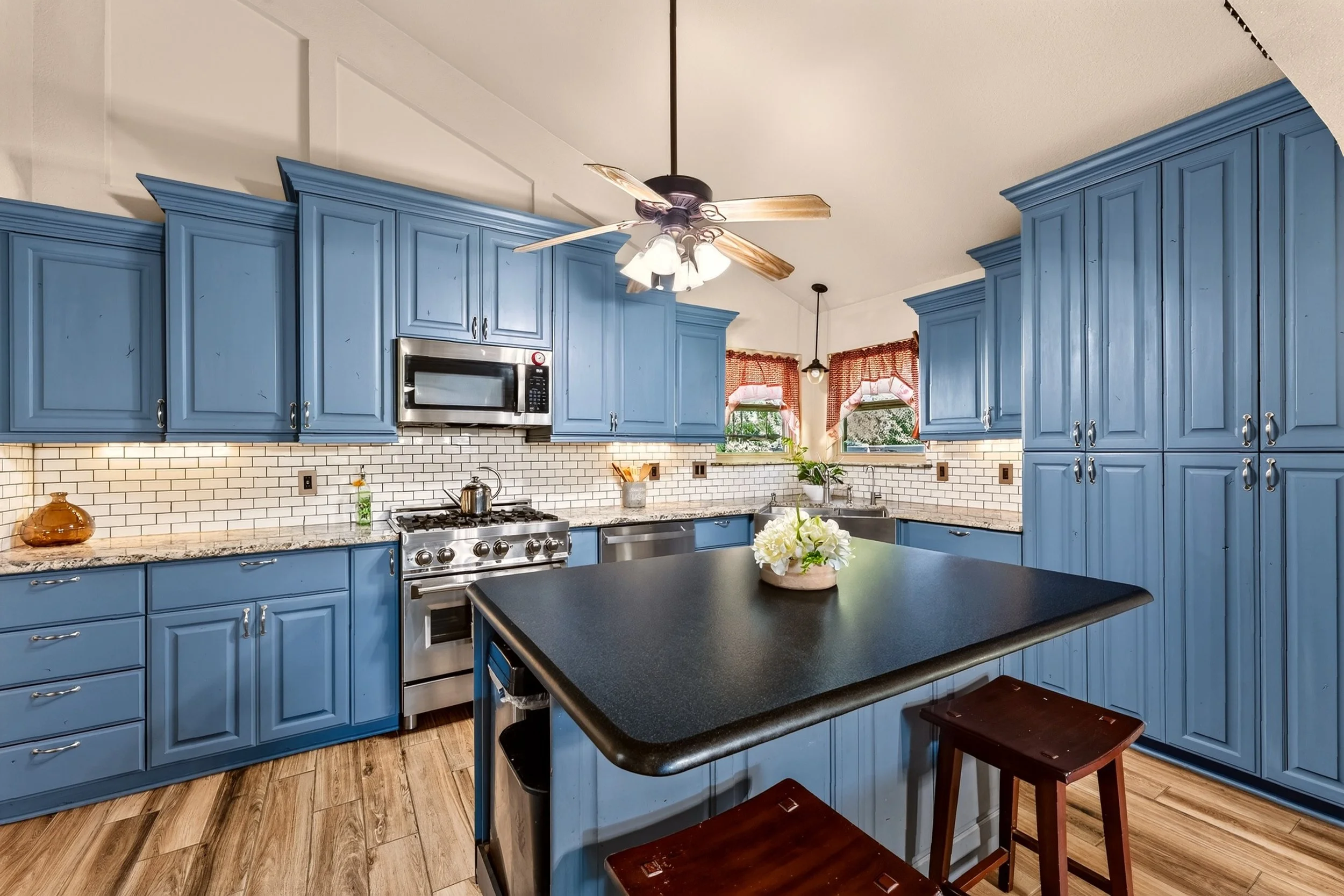 013_Mimosa Lane-28.jpg