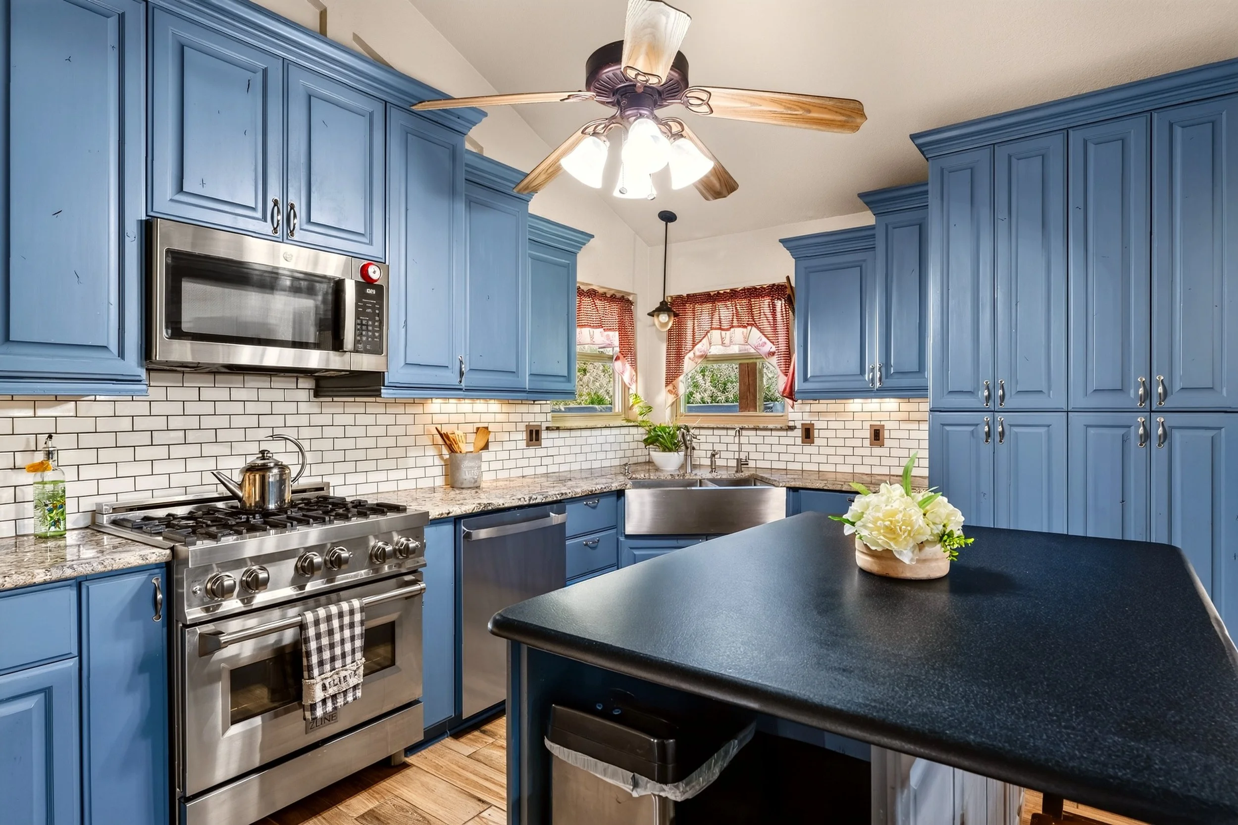 014_Mimosa Lane-26.jpg