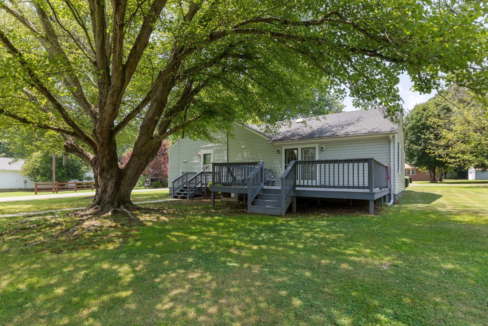 24-web-or-mls-2101-8th-St-24.jpg
