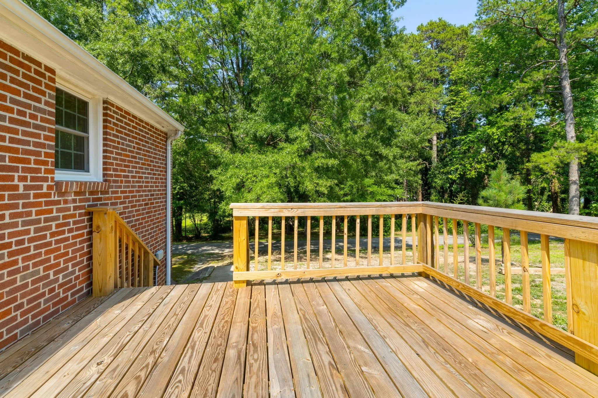 26-web-or-mls-1621-9th-St-26.jpg