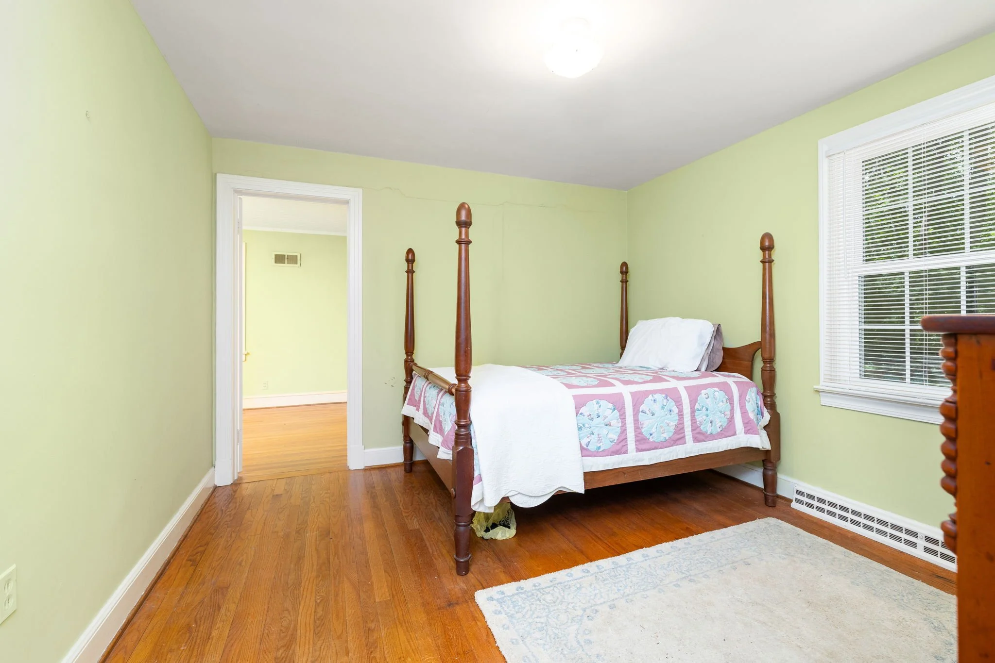 13-web-or-mls-603-6th-ave-13.jpg