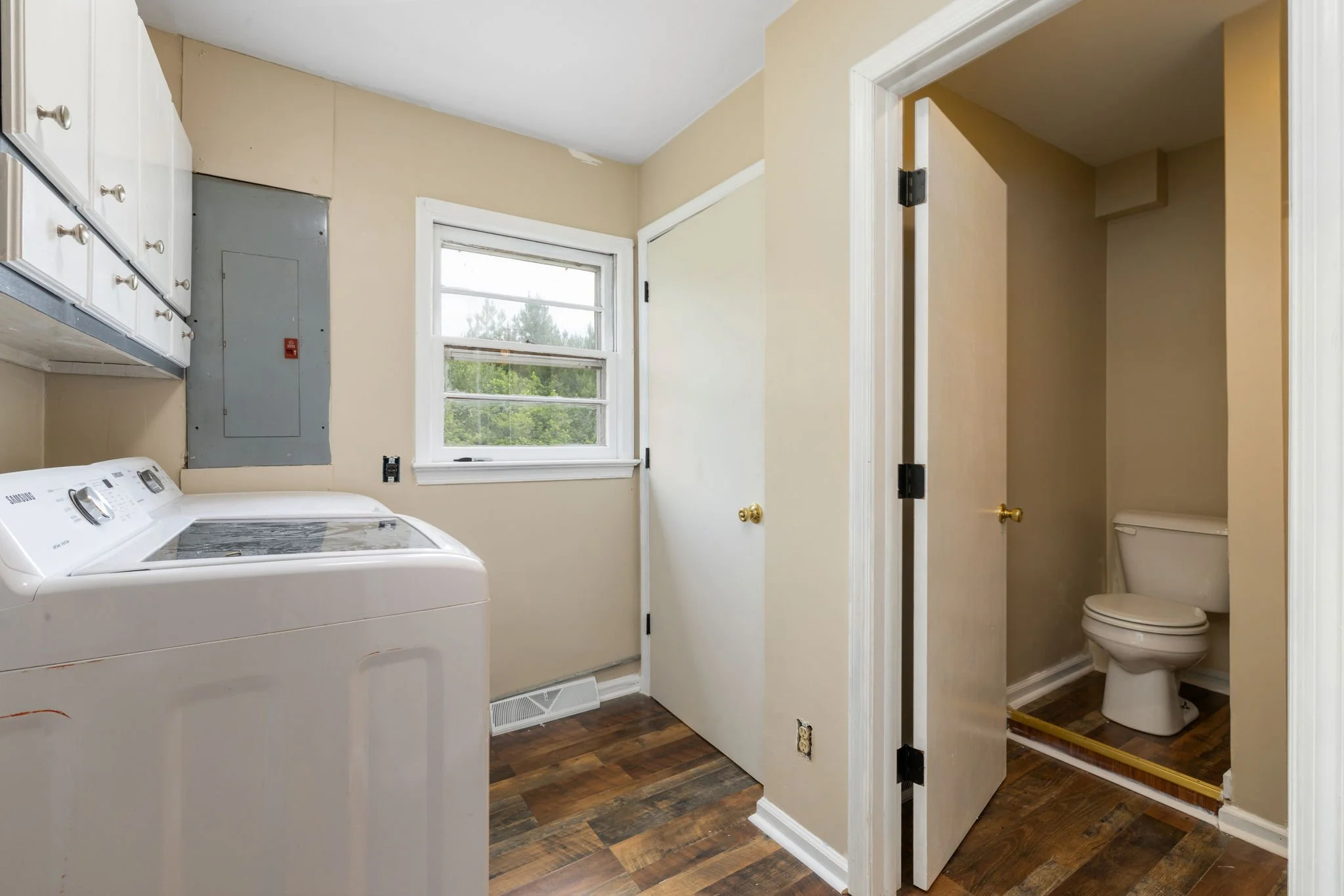 13-web-or-mls-3757-Springfield-Rd-13.jpg