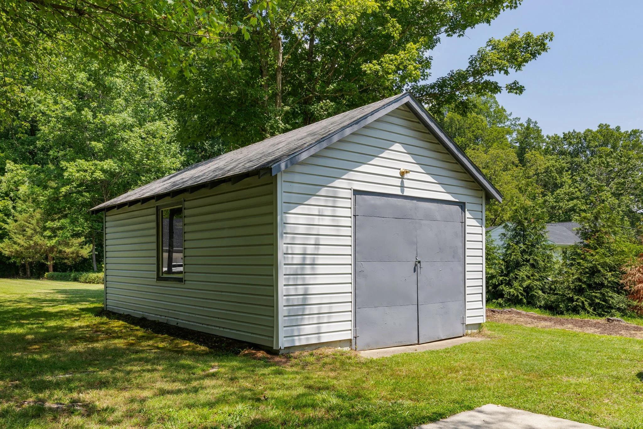 23-web-or-mls-2101-8th-St-23.jpg