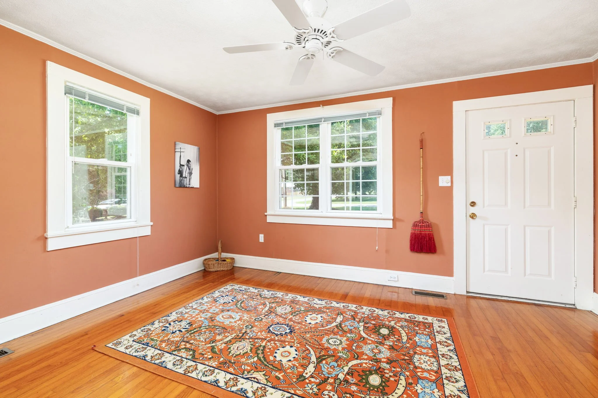 6-web-or-mls-2101-8th-St-6.jpg