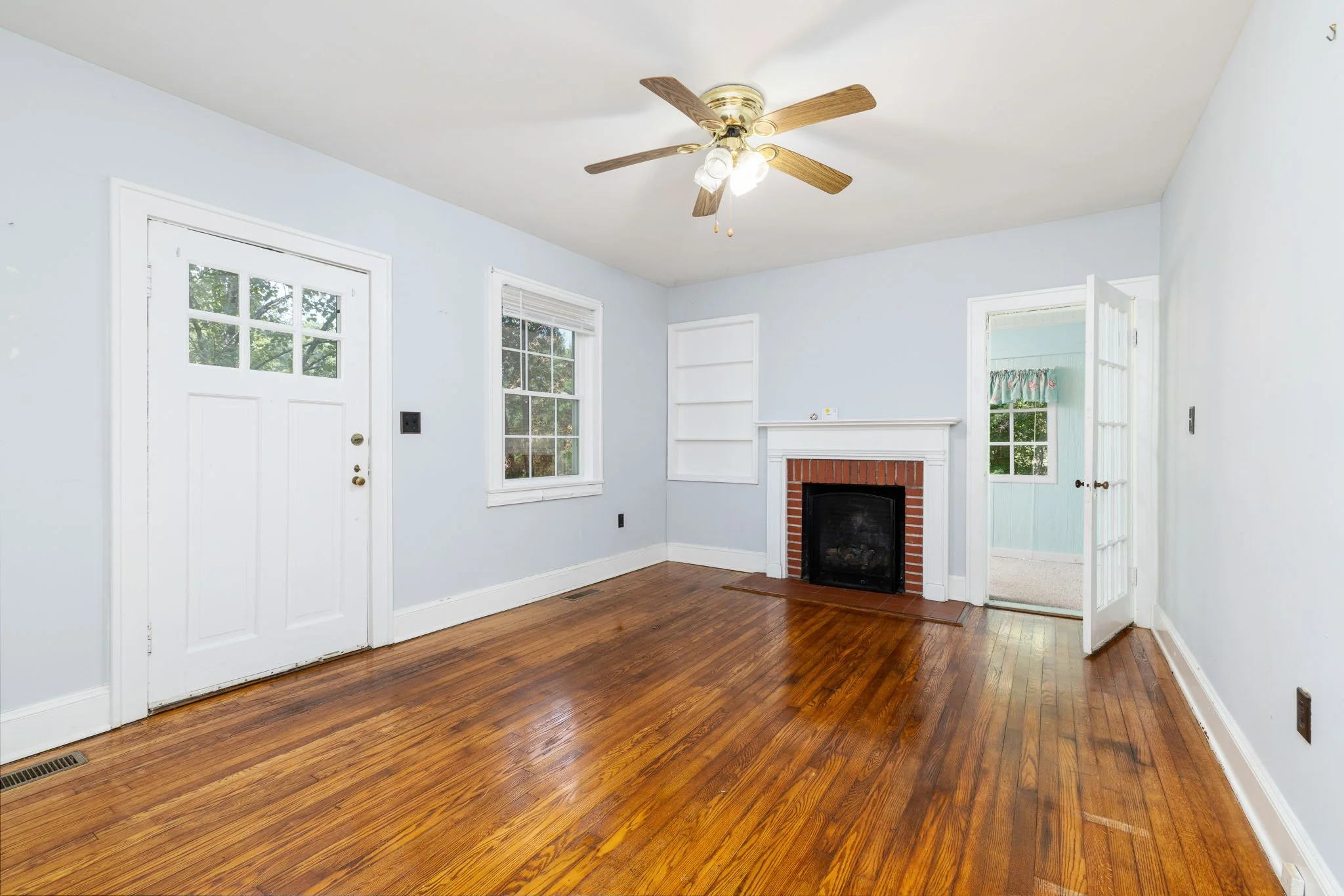 7-web-or-mls-1621-9th-St-7.jpg