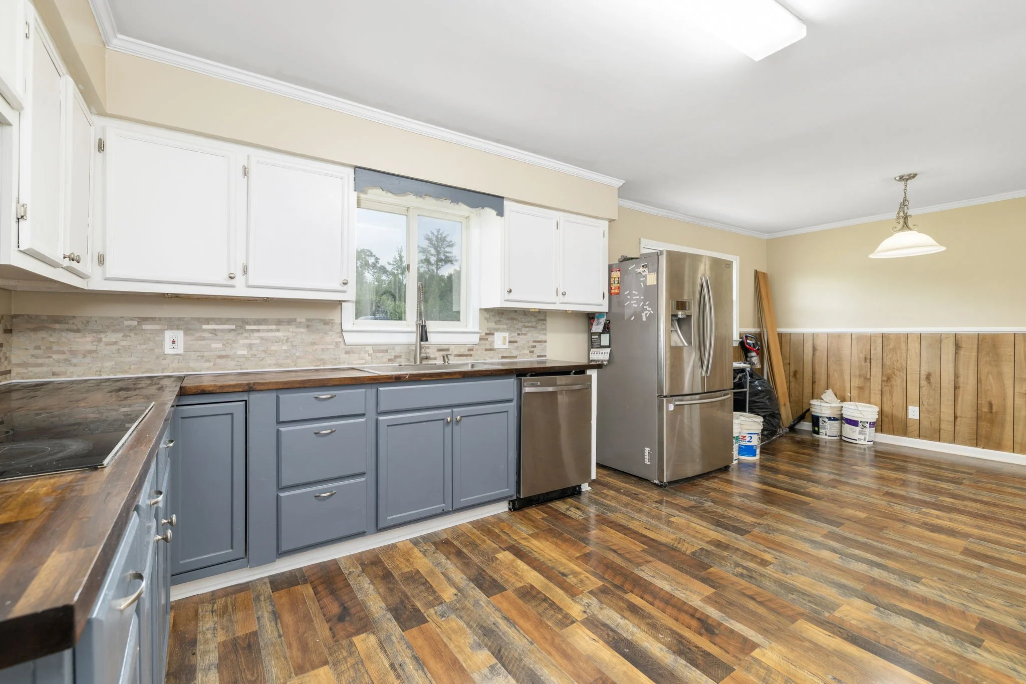 15-web-or-mls-3757-Springfield-Rd-15.jpg