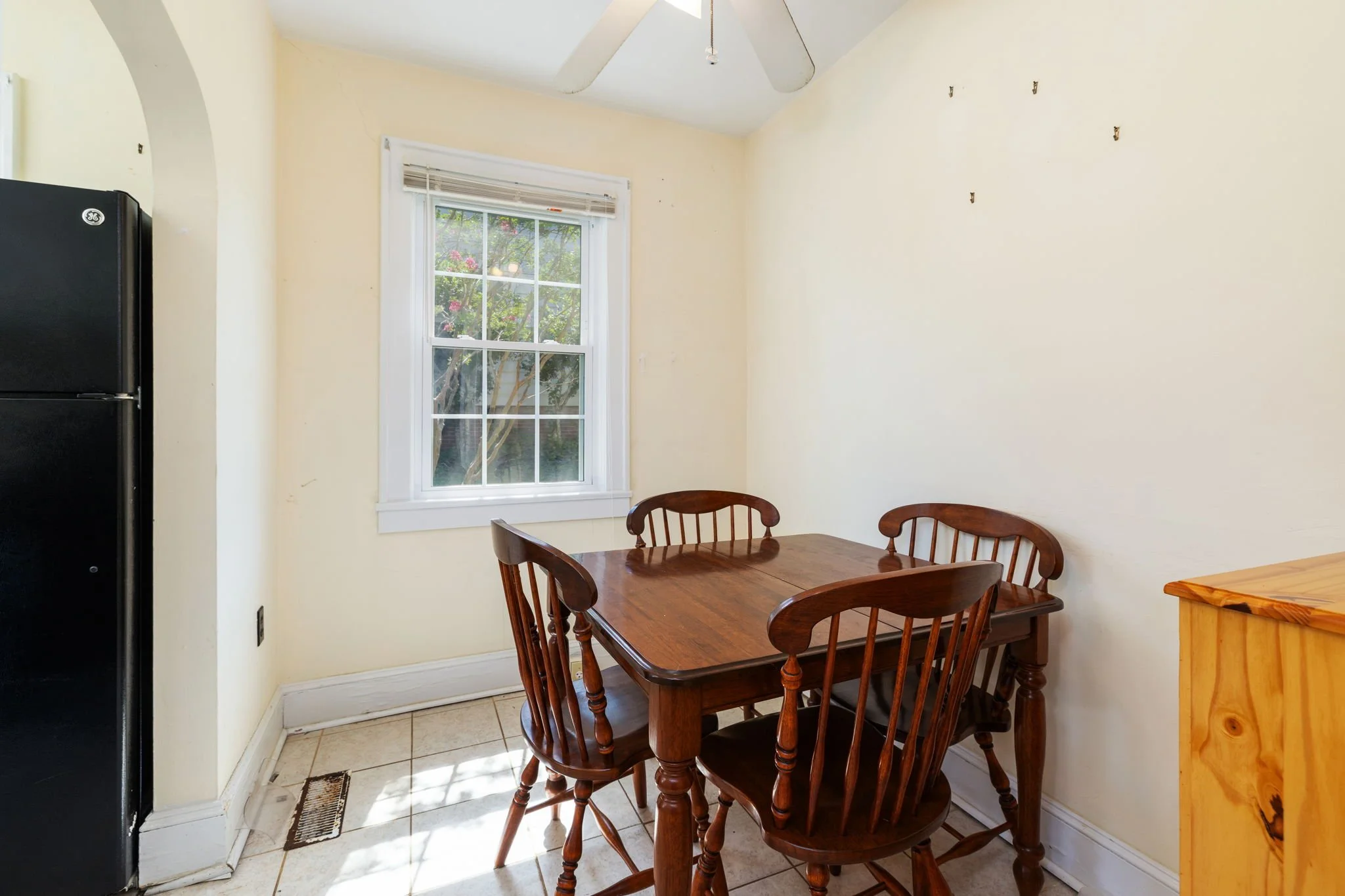 5-web-or-mls-1621-9th-St-5.jpg