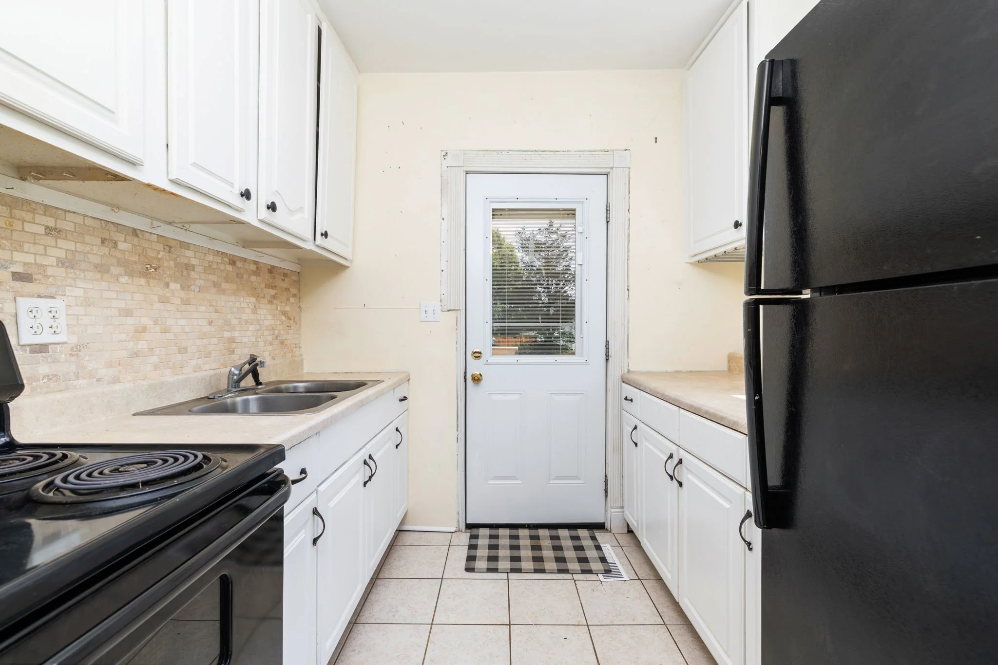 2-web-or-mls-1621-9th-St-2.jpg