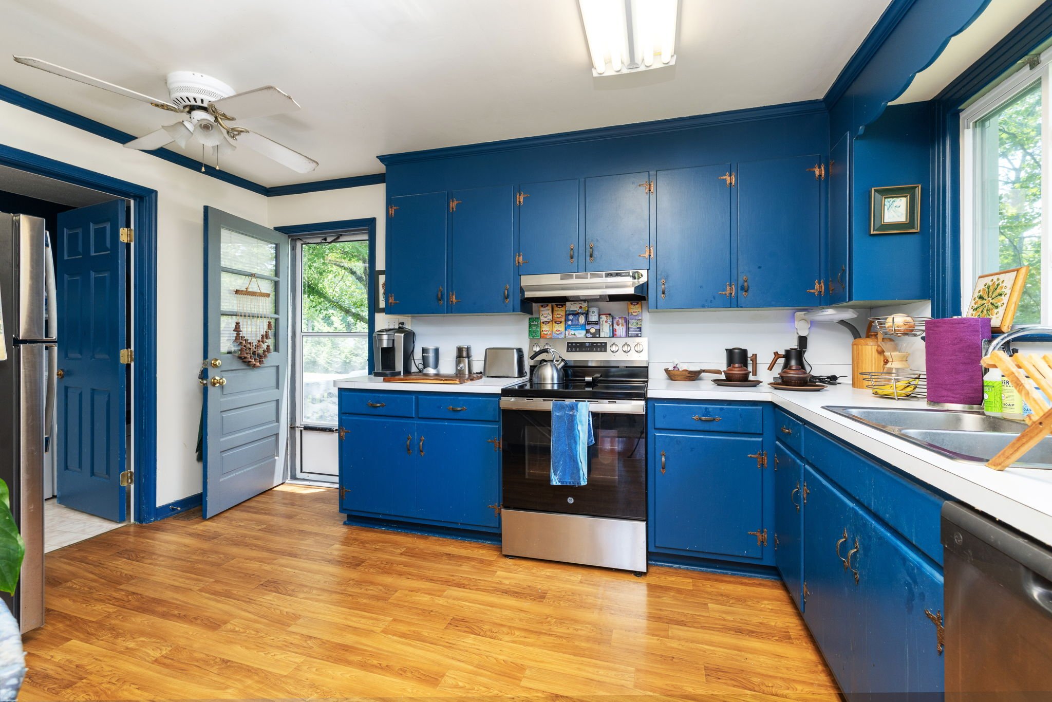 3-web-or-mls-2101-8th-St-3.jpg