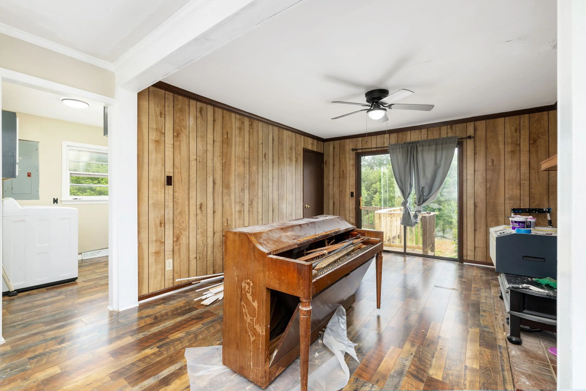 22-web-or-mls-3757-Springfield-Rd-22.jpg